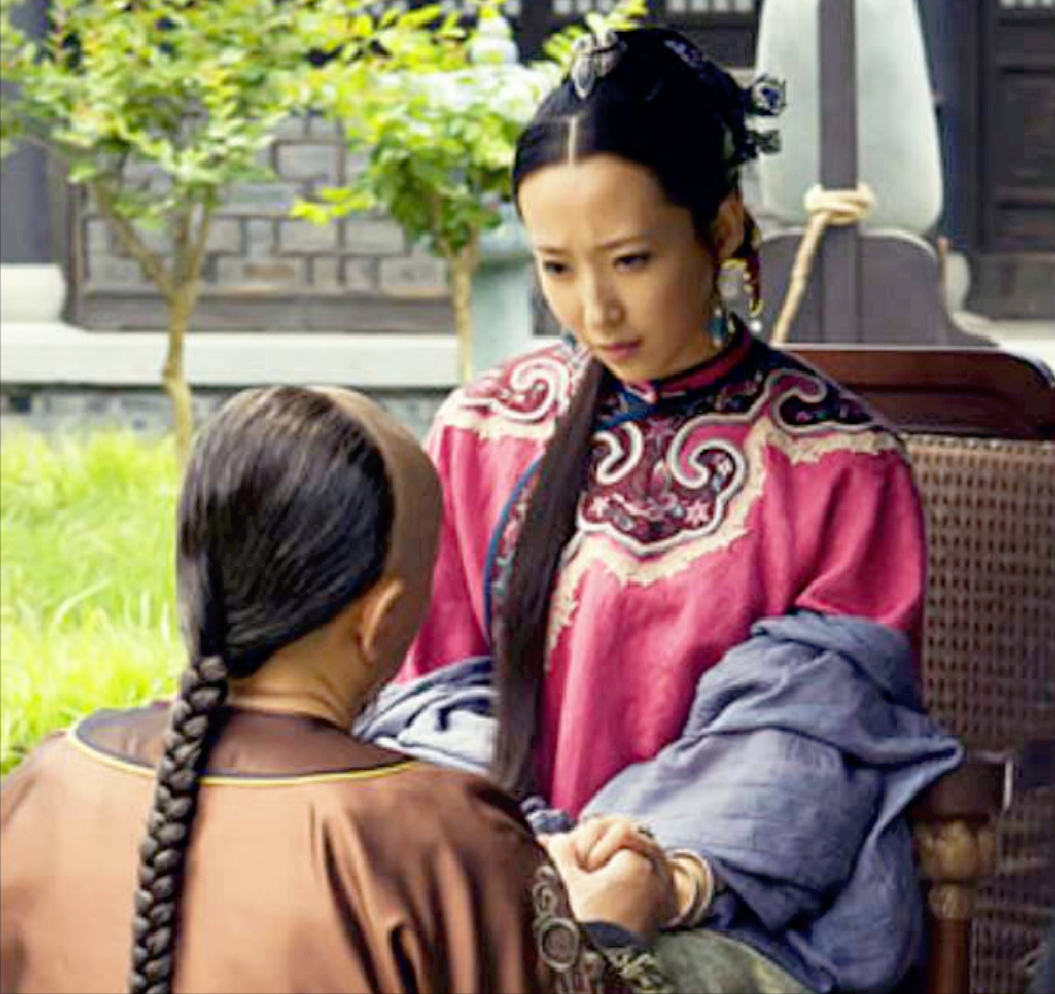 回顾她长得漂亮演技好出道16年戏红人不红深得导演和观众喜欢