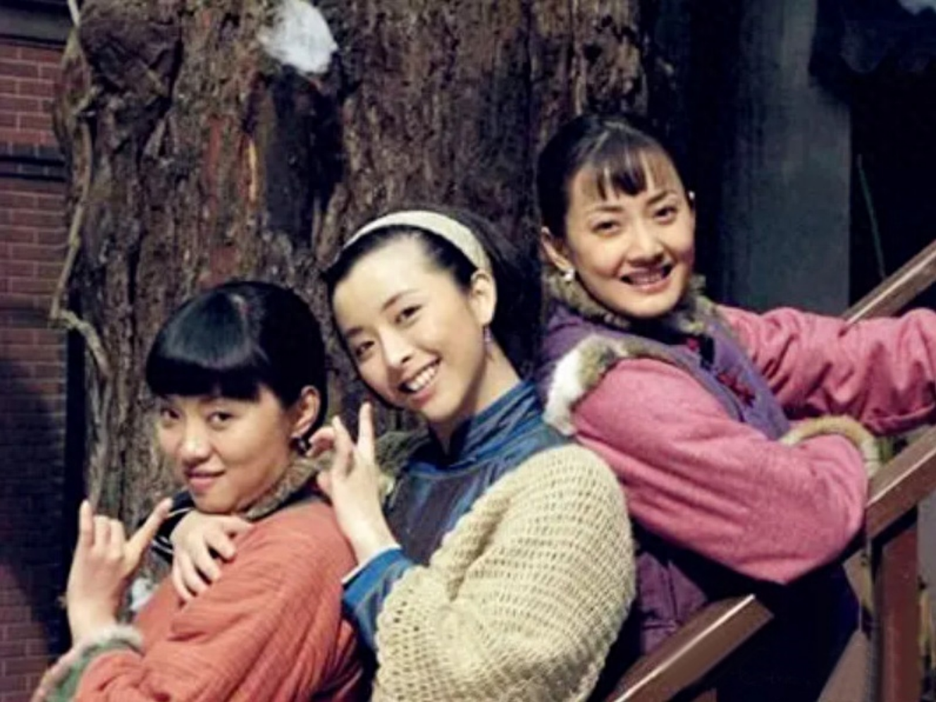 坦率,心直口快的夏玉书;不过重回演员道路上的她,为了突破"傻姑"形象