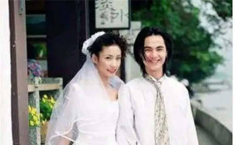 小荷才露尖尖角