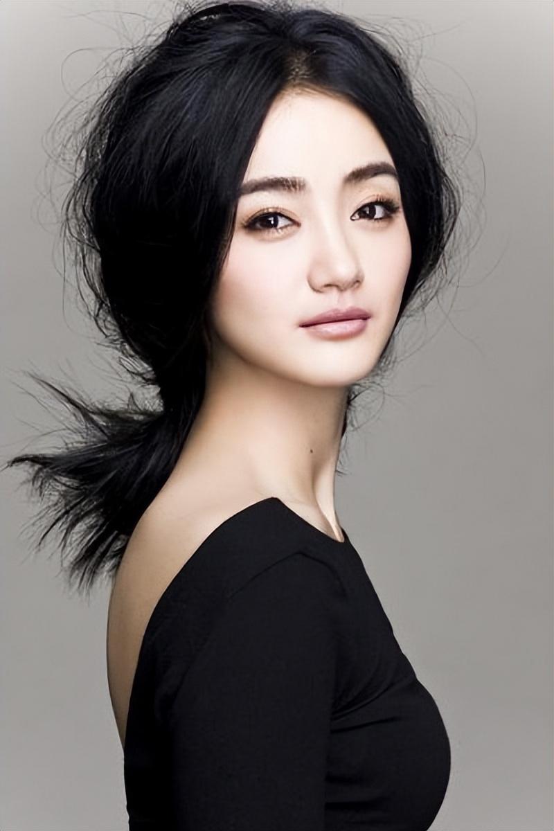 回顾朱杰戏红人不红不靠炒作提升热度看老公是谁就明白了