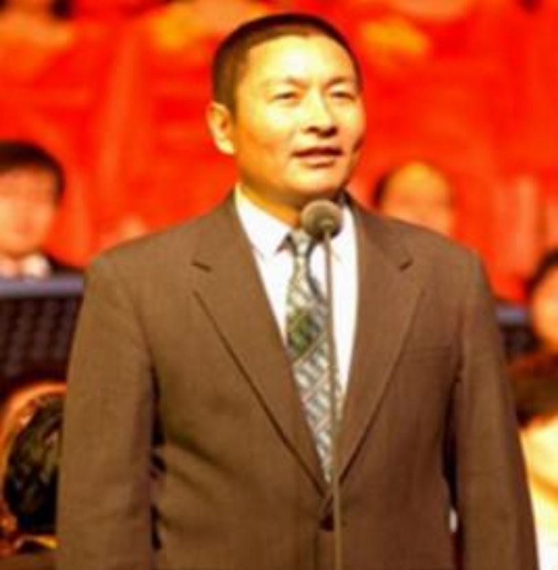 1978年在部队吹了八年圆号的沙景昌从朋友处得知中央实验话剧院在招