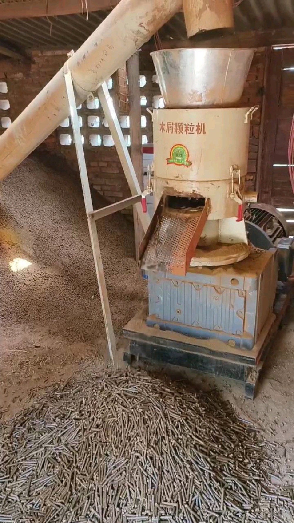 生物质颗粒机 木屑颗粒 颗粒生产线