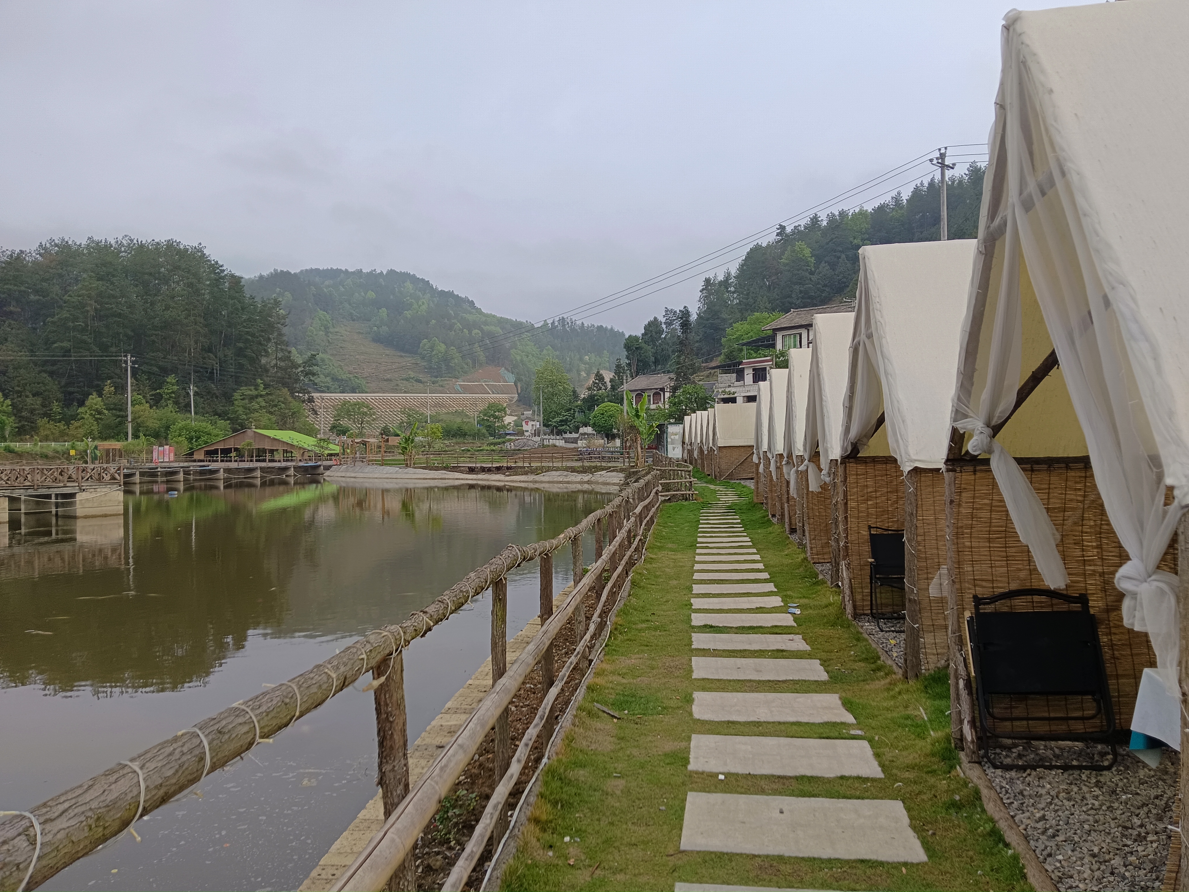 左眼跳财,右眼跳灾,是真的嘛?