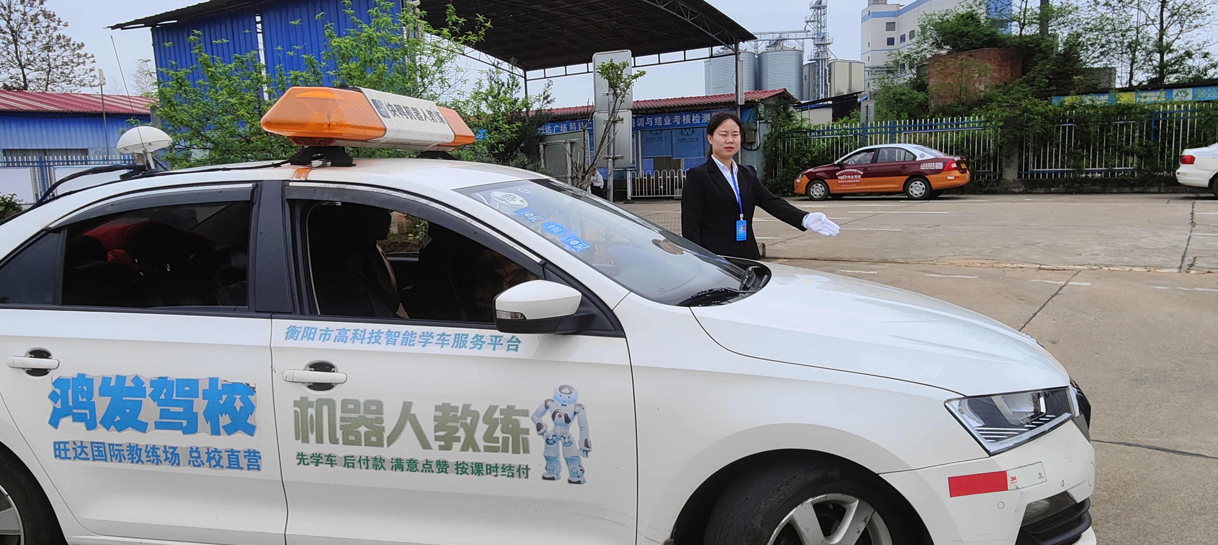 衡阳驾校最美女教练罗青妹驾培行业铿锵玫瑰