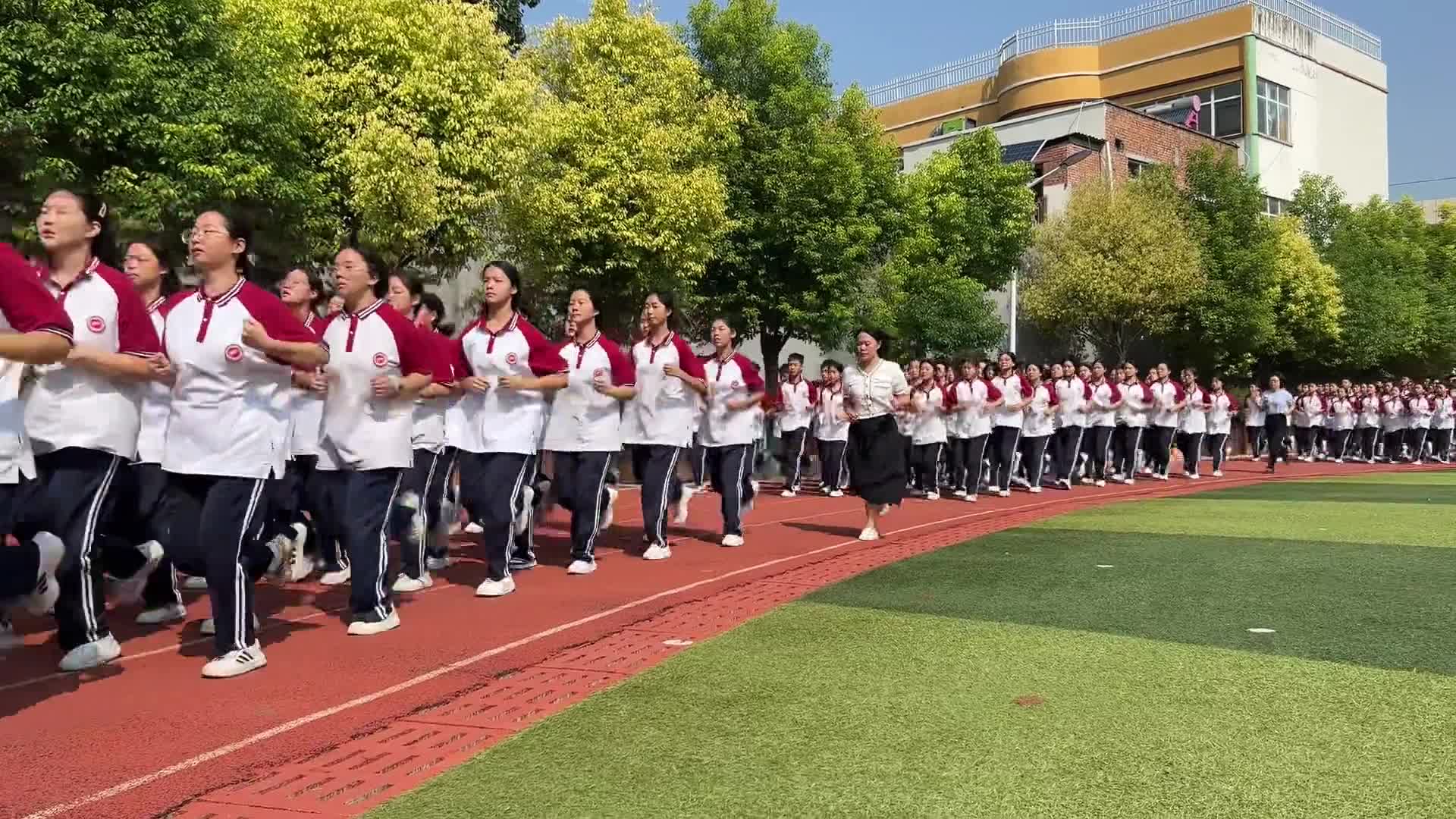 记录校园生活 校园随拍 课间操 伊川县第一初级中学 周五啦