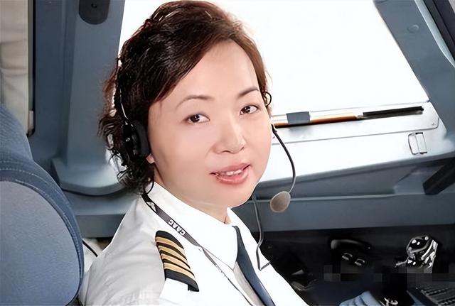 南航首位女机长刘宇环:空军王牌飞行员,退役后最"贵"民航机长