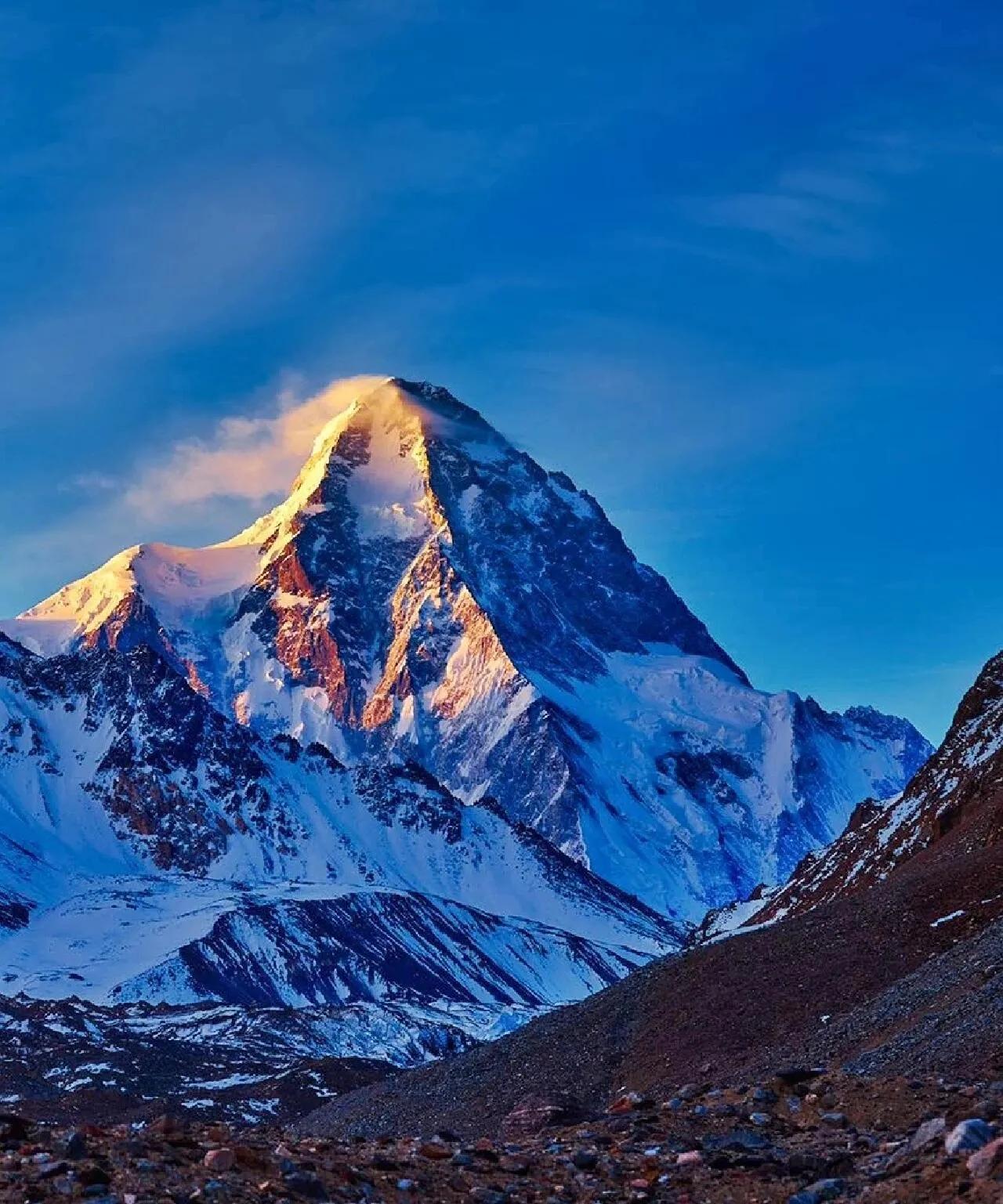 世界十大山峰高度排名图片