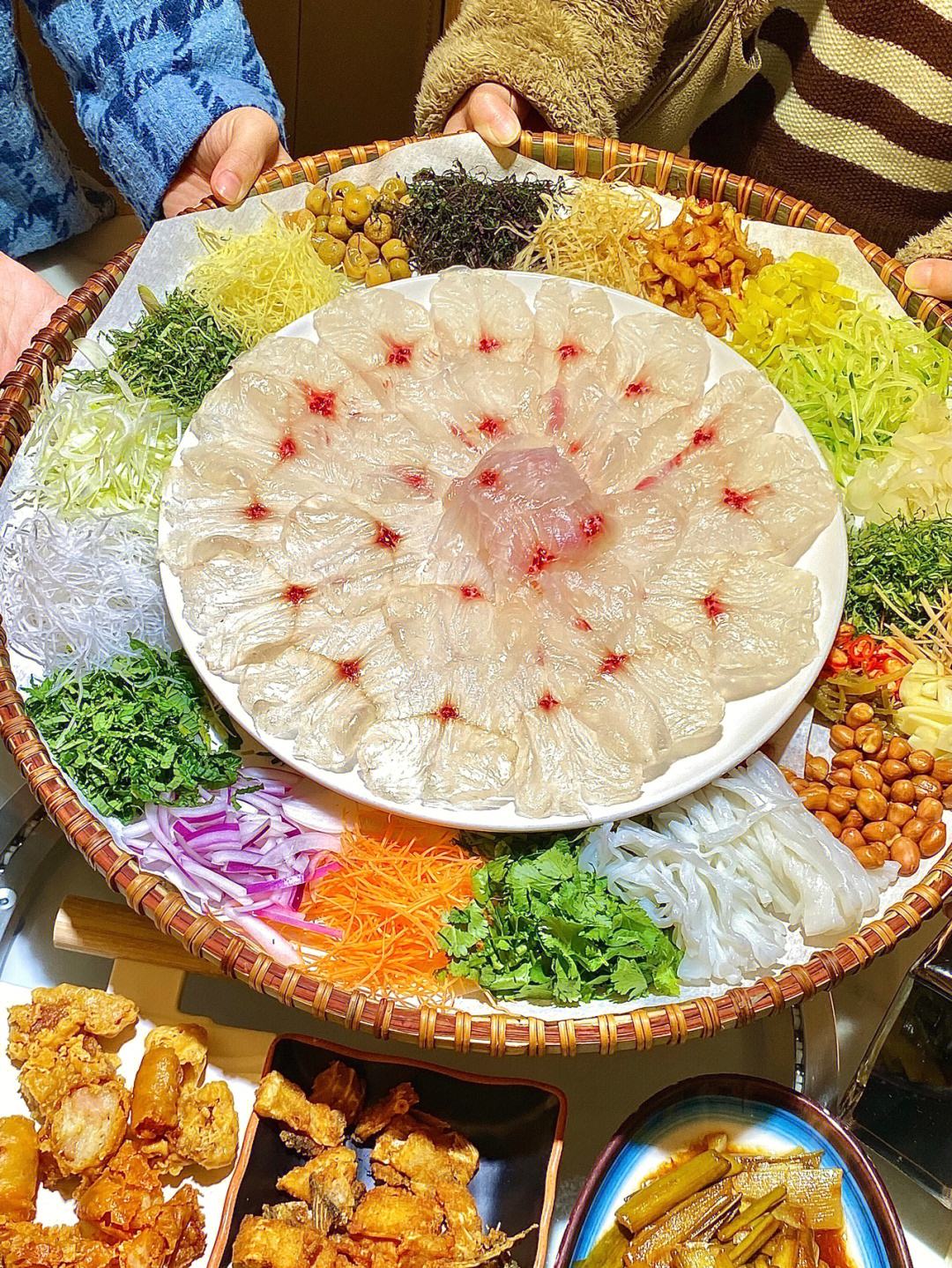 领略南宁的特色美食味道