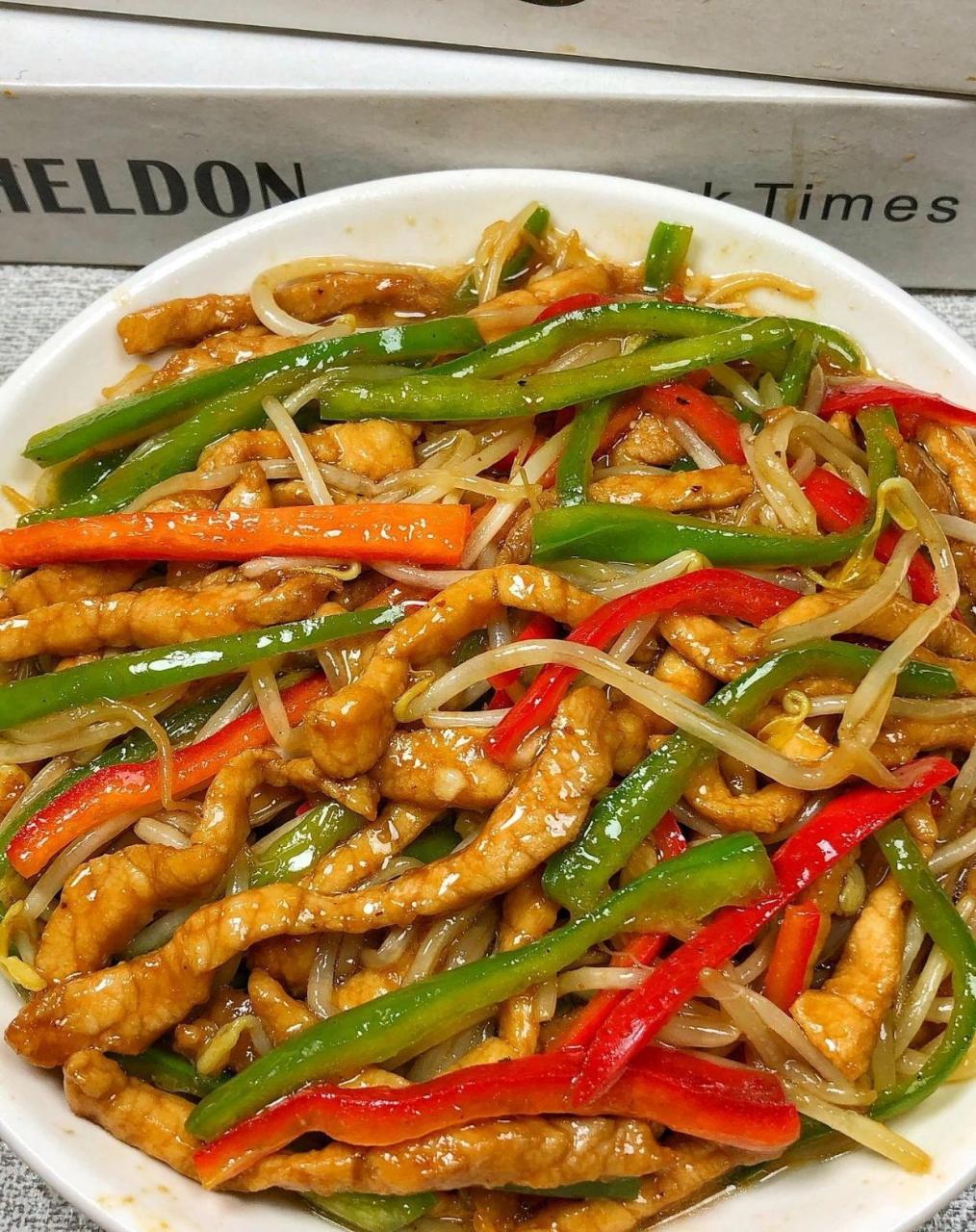 豆芽炒肉丝         #奔赴春天的旅行