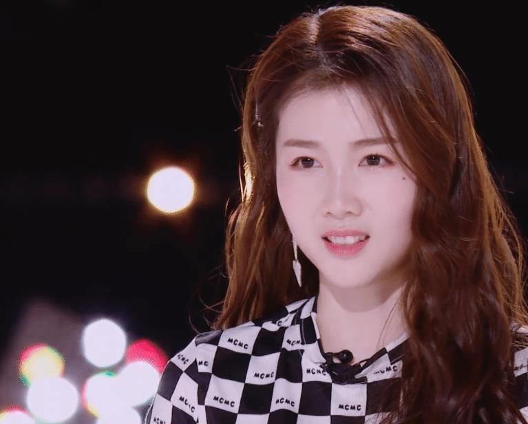 宋茜鹿晗点评过于严格,大张伟替选手抱不平,却被黄子韬说服了