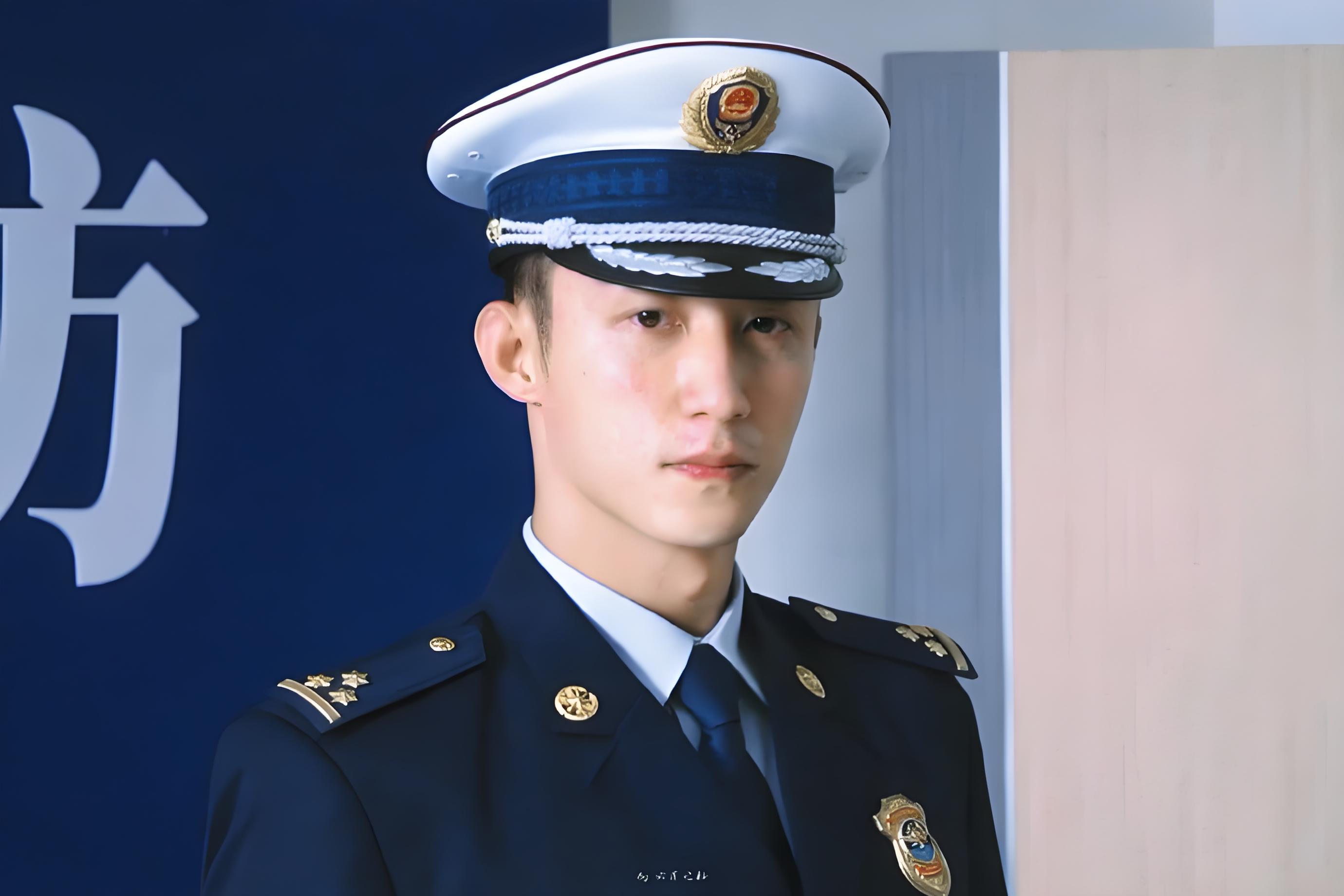 消防题材电视剧,黄景瑜主演《他从火光中走来》,深受好评