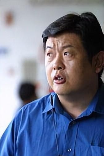 傅彪儿子傅子恩:被葛优抚养,赴英留学助寡母改嫁,越长越像父亲