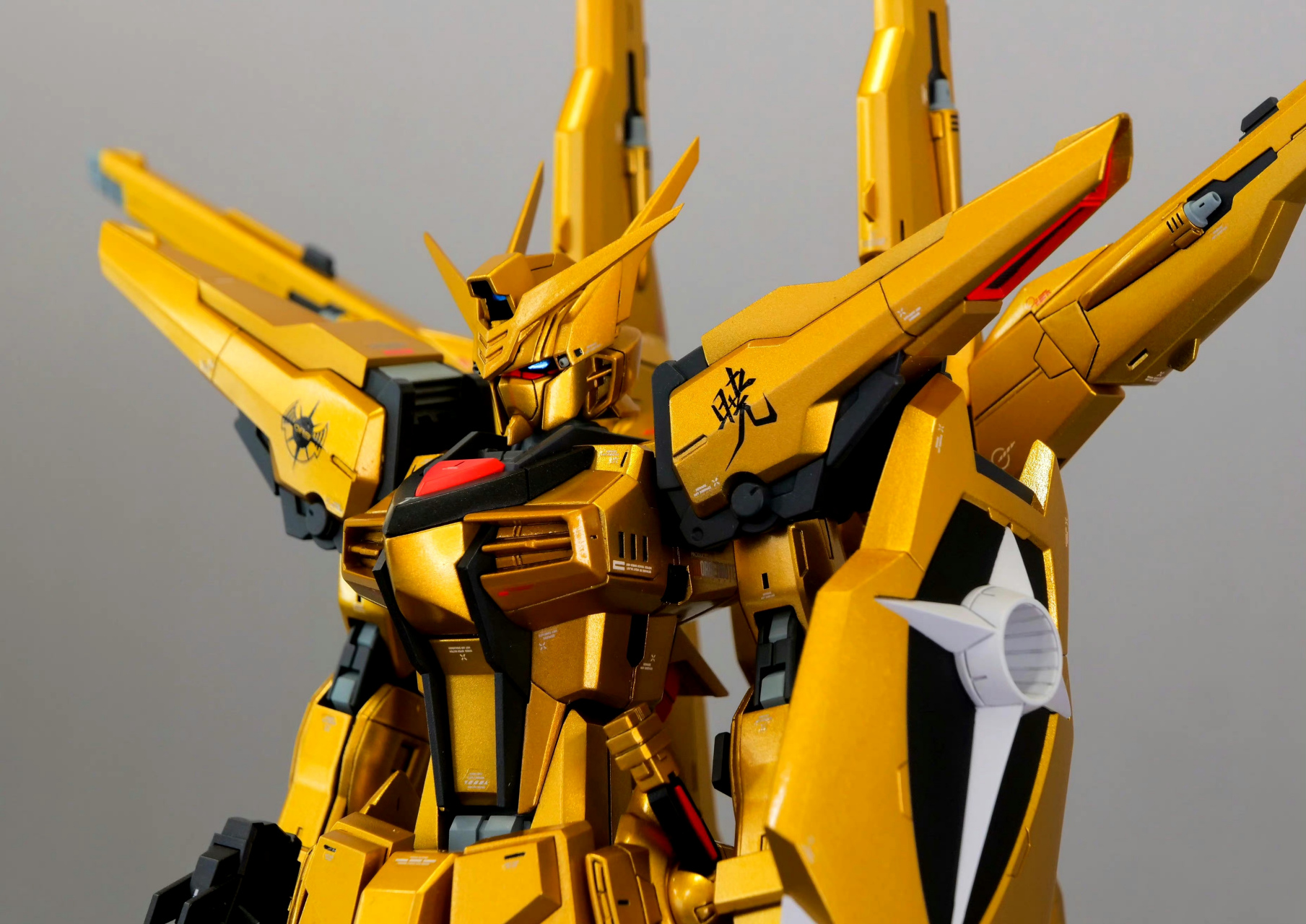 模型欣赏:机动战士高达seed destiny 1/100 拂晓高达 不知火装备,该