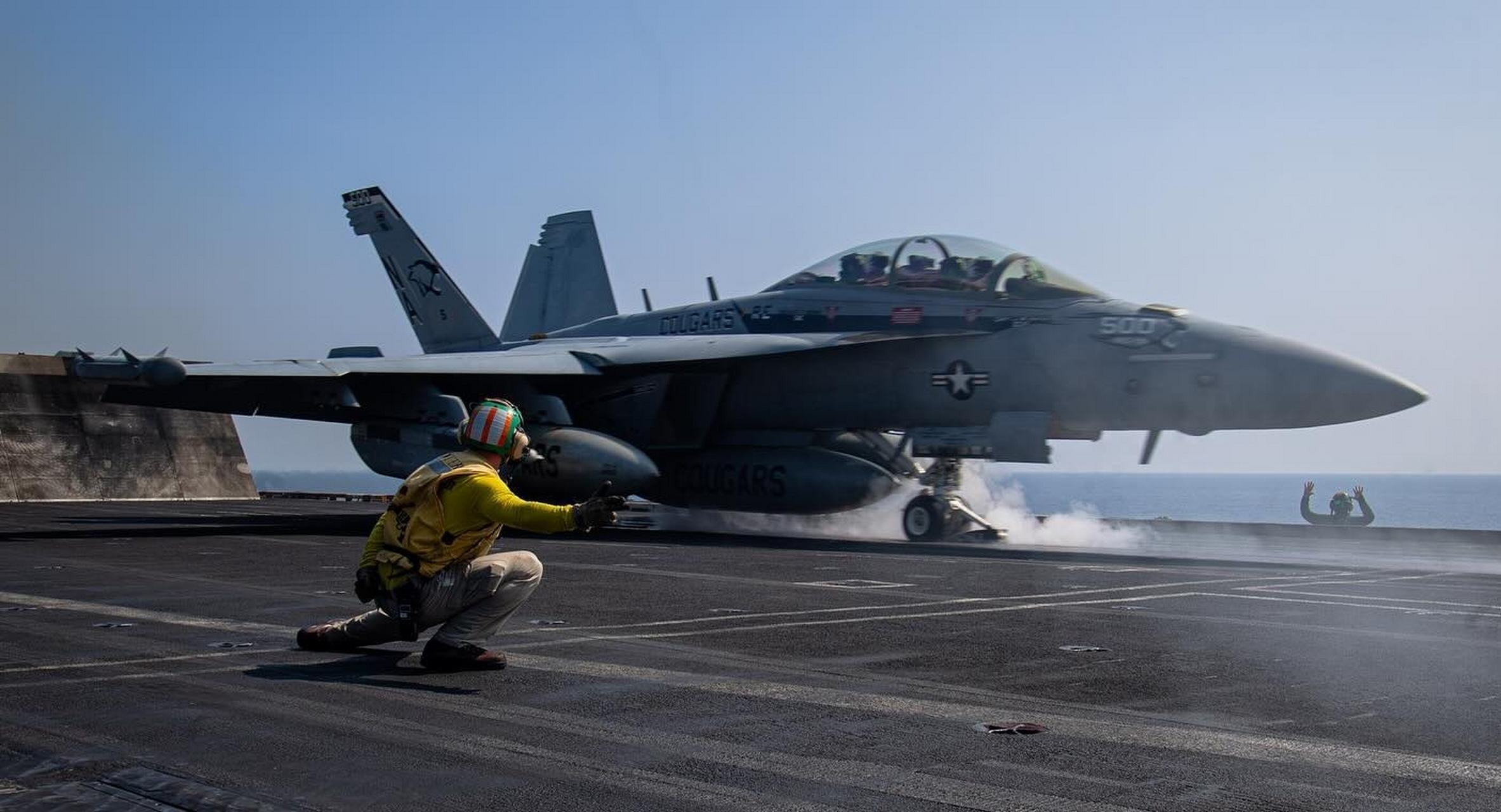 战机欣赏:美国和澳大利亚装备的ea-18g 咆哮者电子战飞机,该机装备有