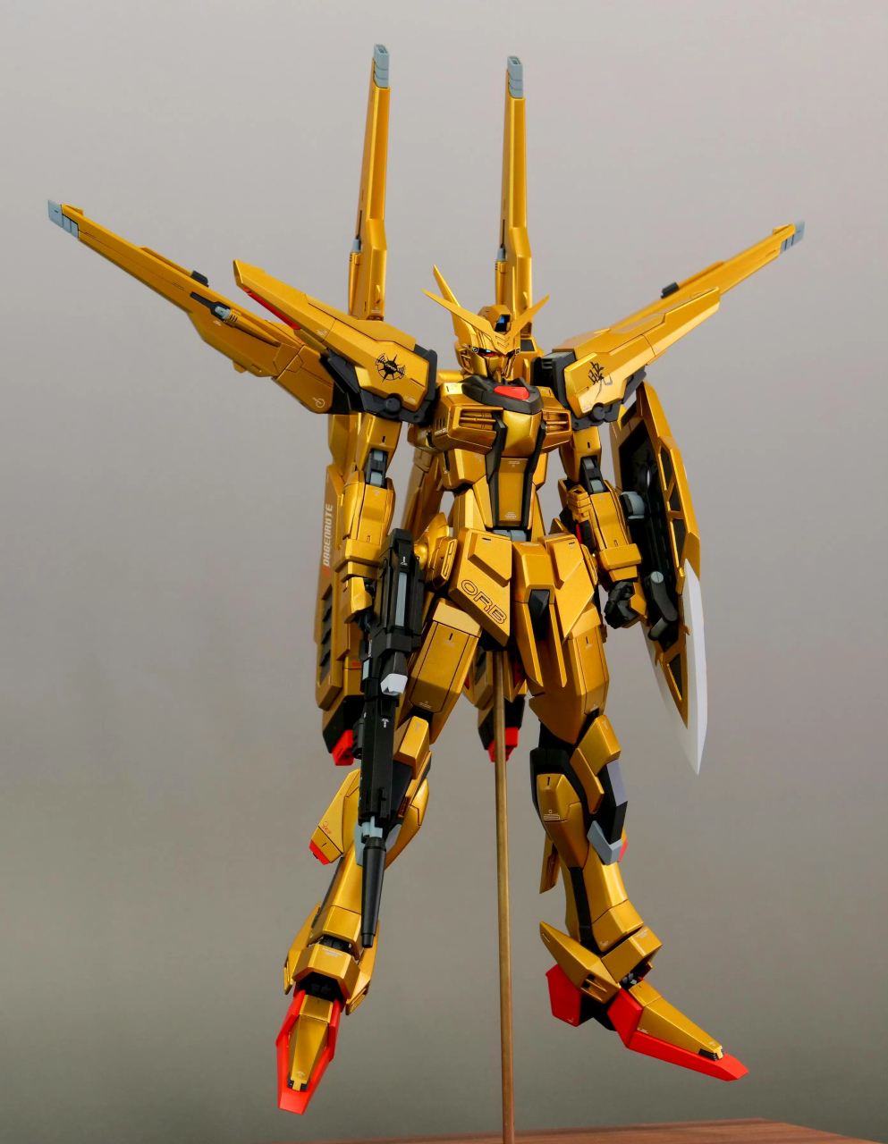 模型欣赏:机动战士高达seed destiny 1/100 拂晓高达 不知火装备,该