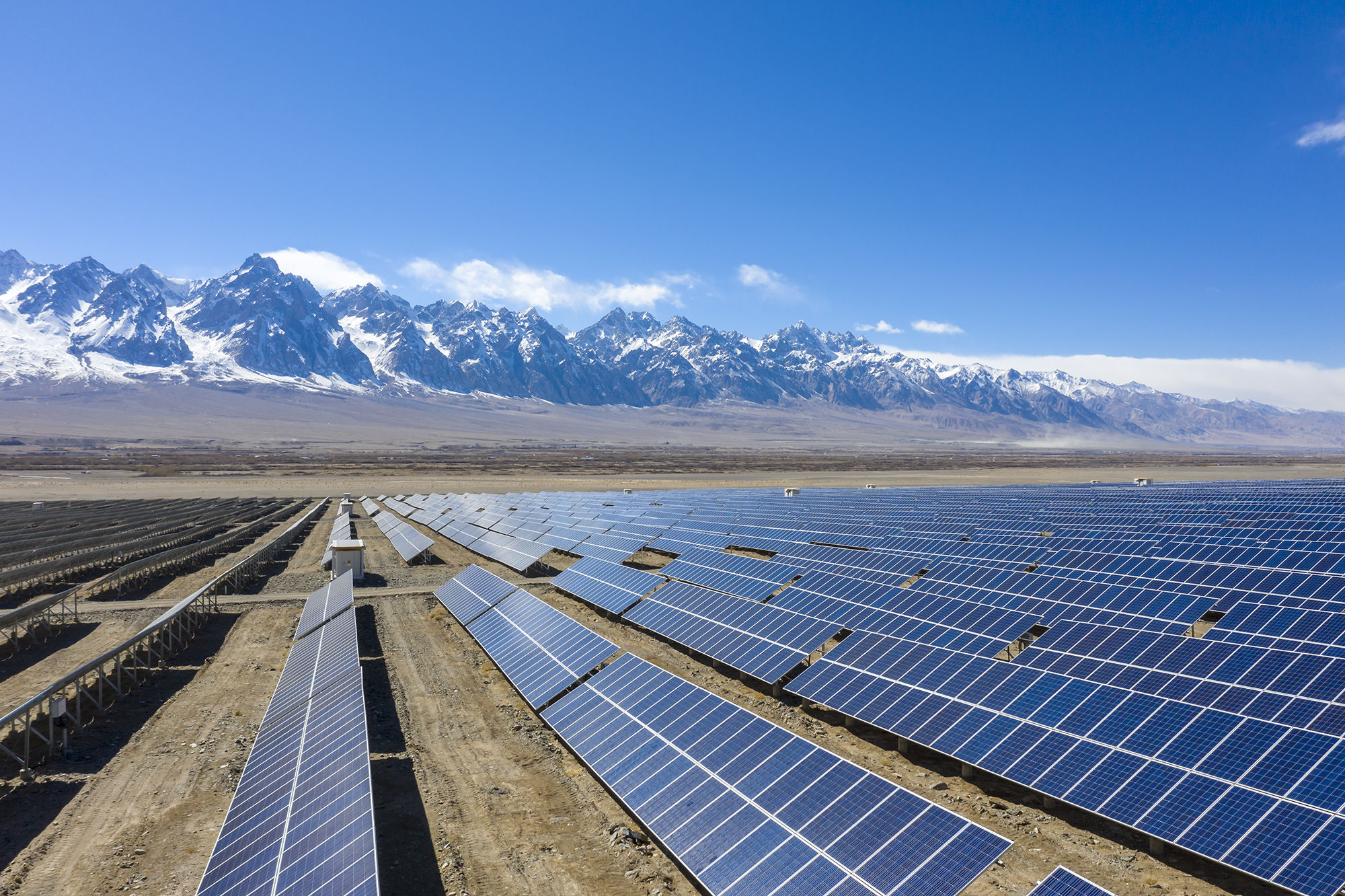 太阳能发电何时取代煤油,实现中国能源独立?