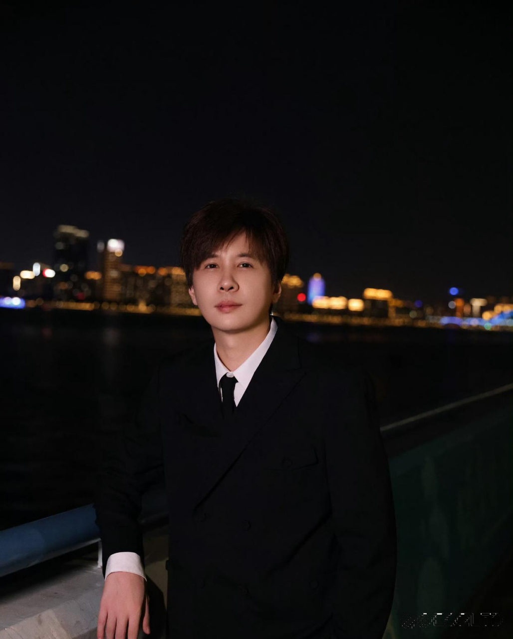 李智楠最新营业照上线了