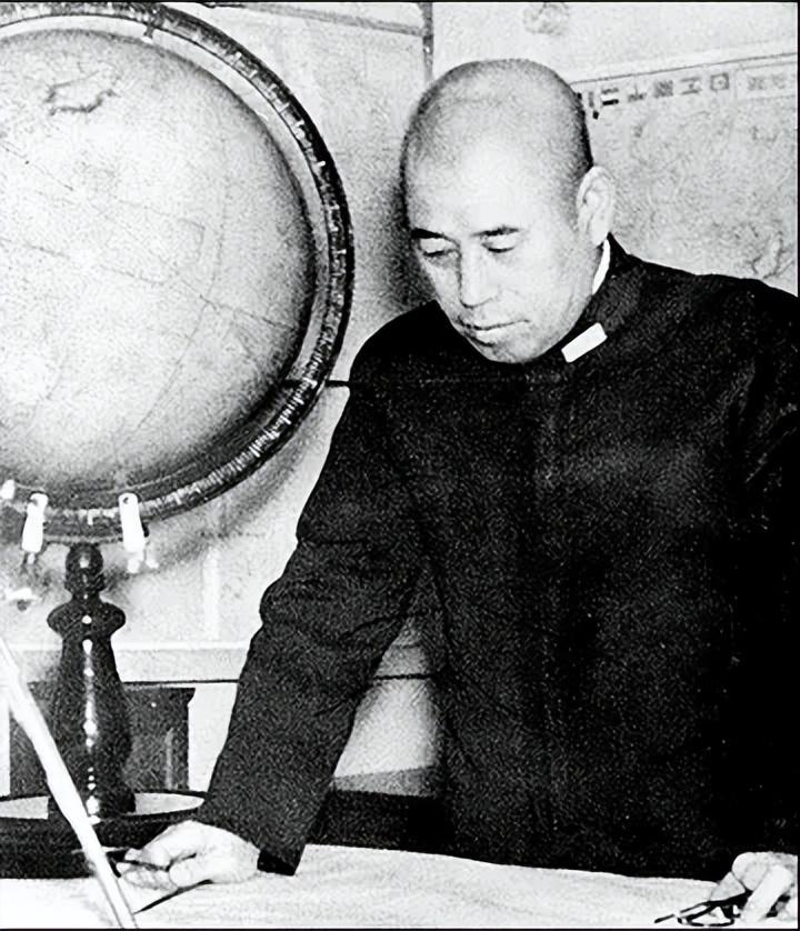 1943年日本联合舰队司令山本五十六为何轻易被美军刺杀