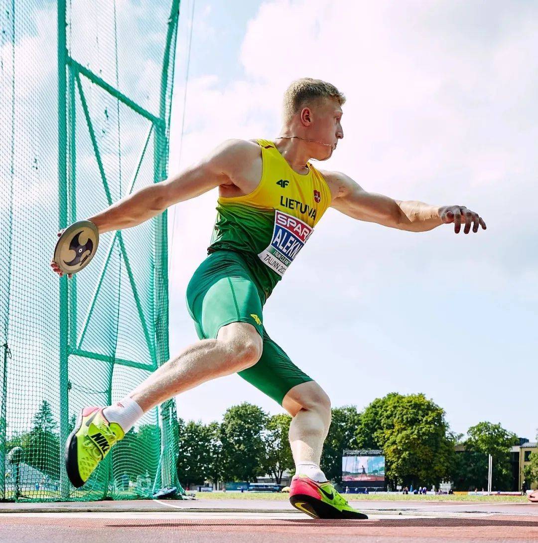 打破保持38年世界纪录!21岁天才创造历史,网友:虎父无犬子