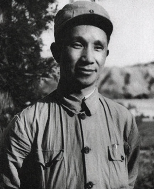 等回到北京,他们立刻把这些特产和照片给粟裕送