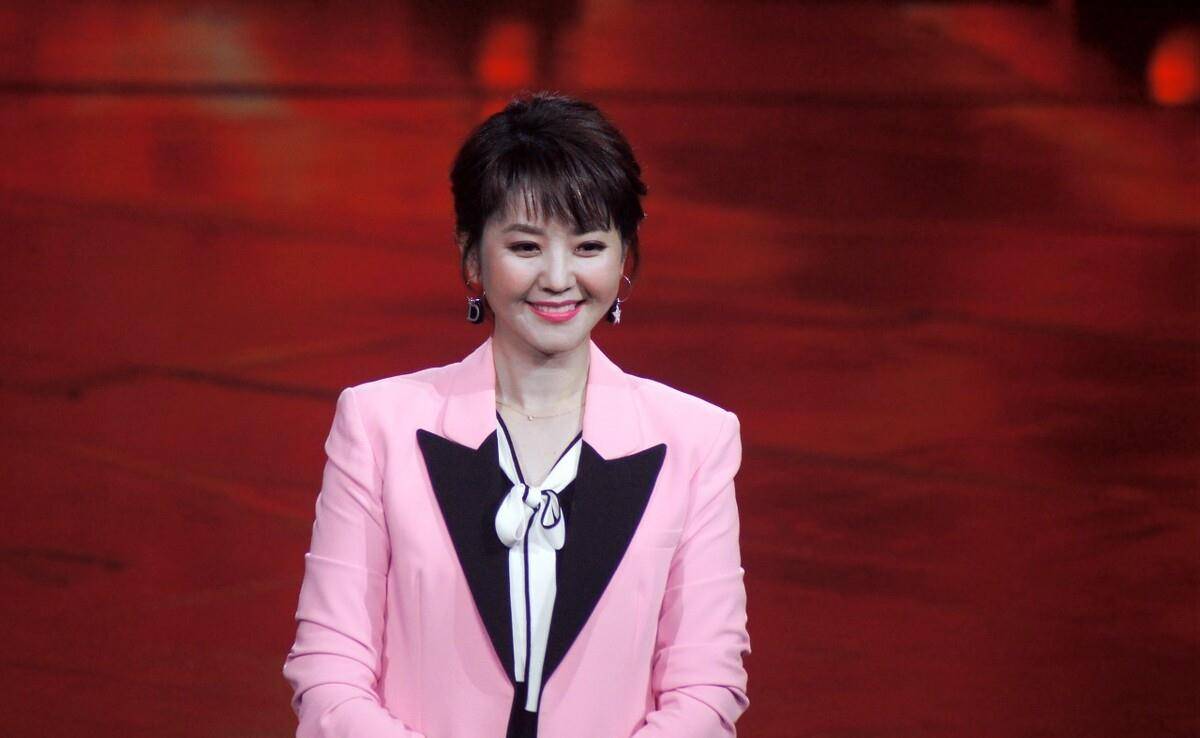 盘点河北出身的8位央视主持人其中就有4位主持过新闻联播