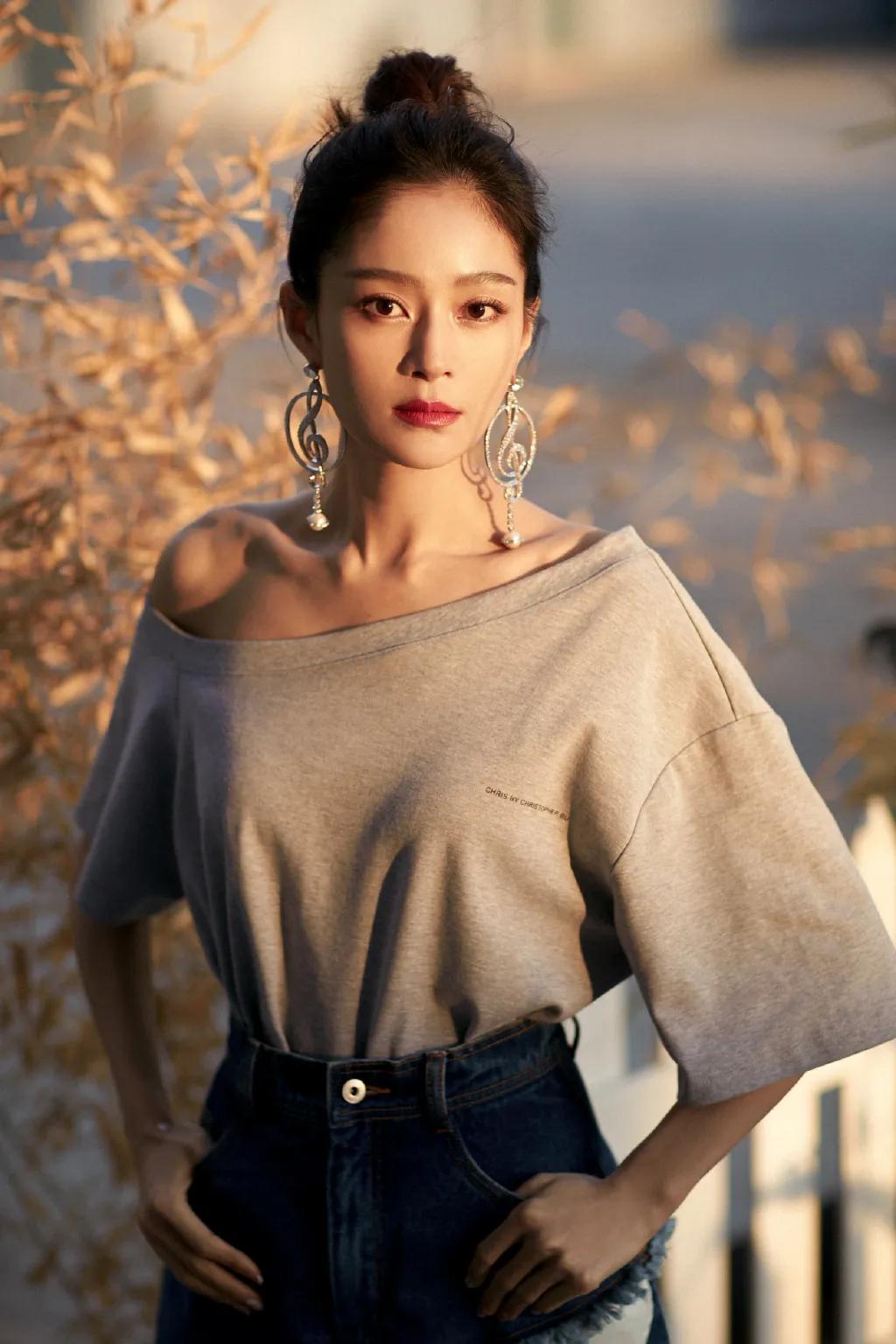山东出美女,这些漂亮演员都是山东籍的,而汪小菲拥有过两个