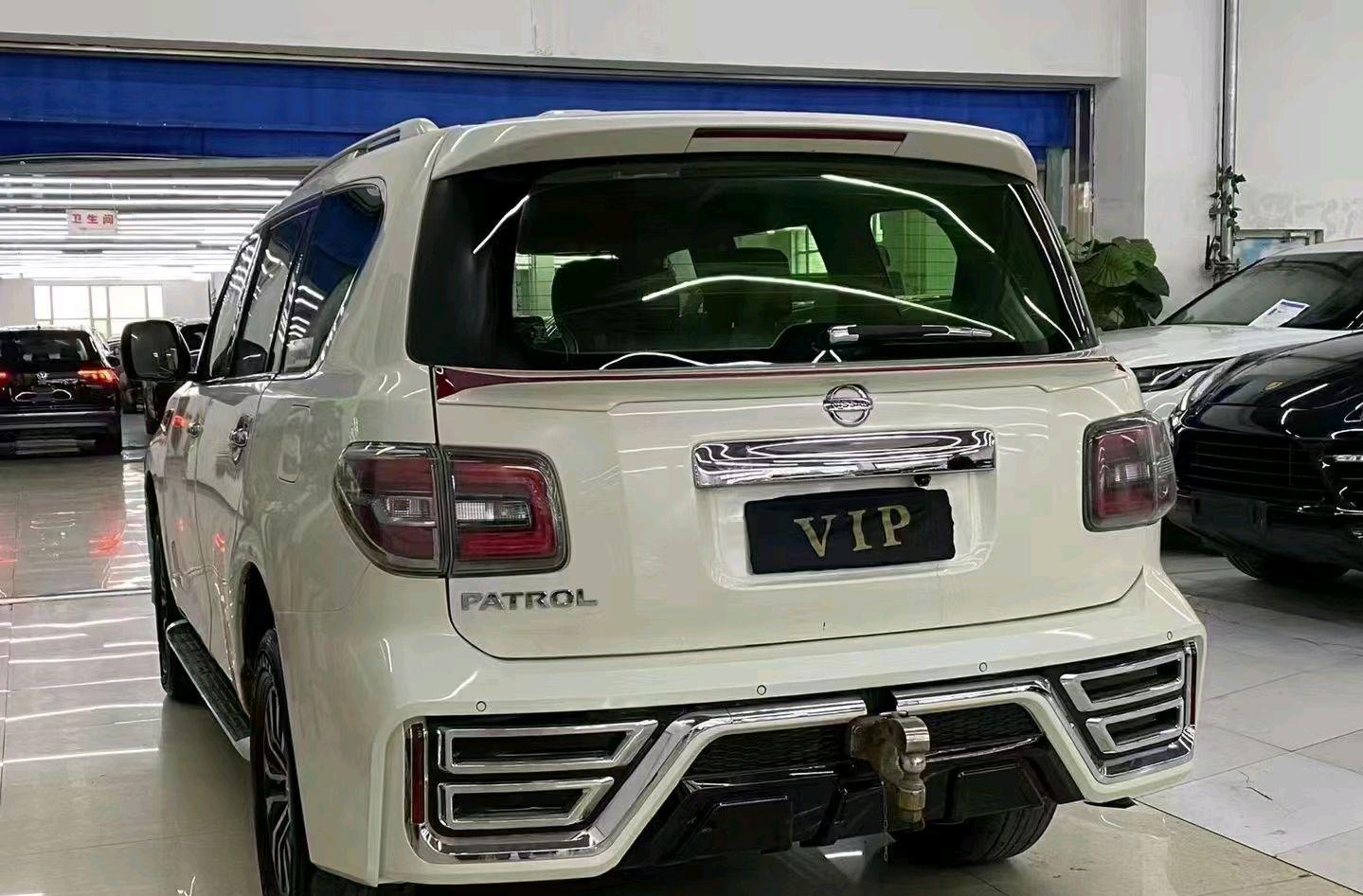日产"途乐"黑鹰版到港!保留5.6l v8引擎,还要等陆巡?