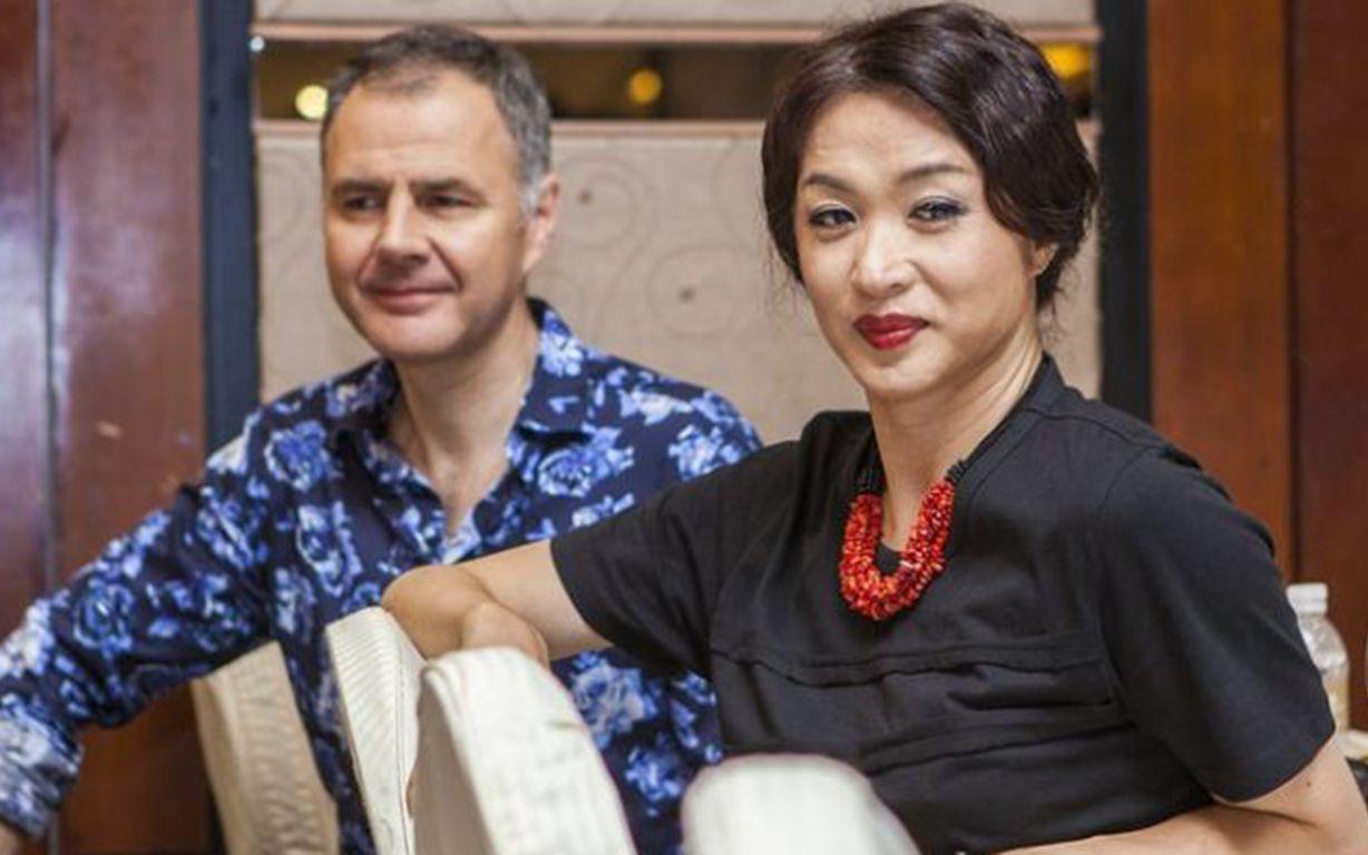回顾金星和外国老头复婚真相曝光曾内涵热巴露胸只给富人看