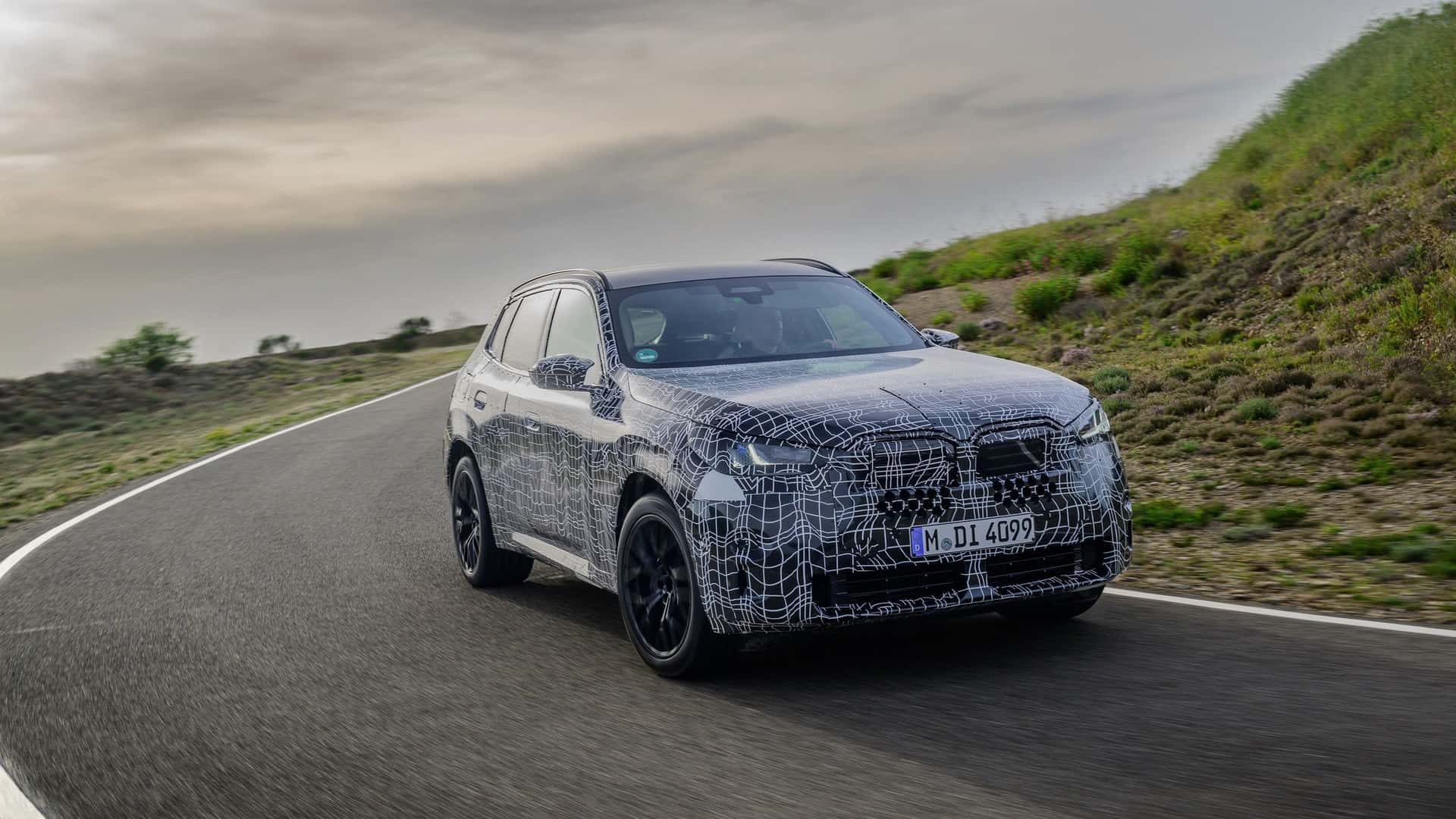 新一代宝马x3官方谍照曝光!车身加长 轴距不变 将于近几周内亮相