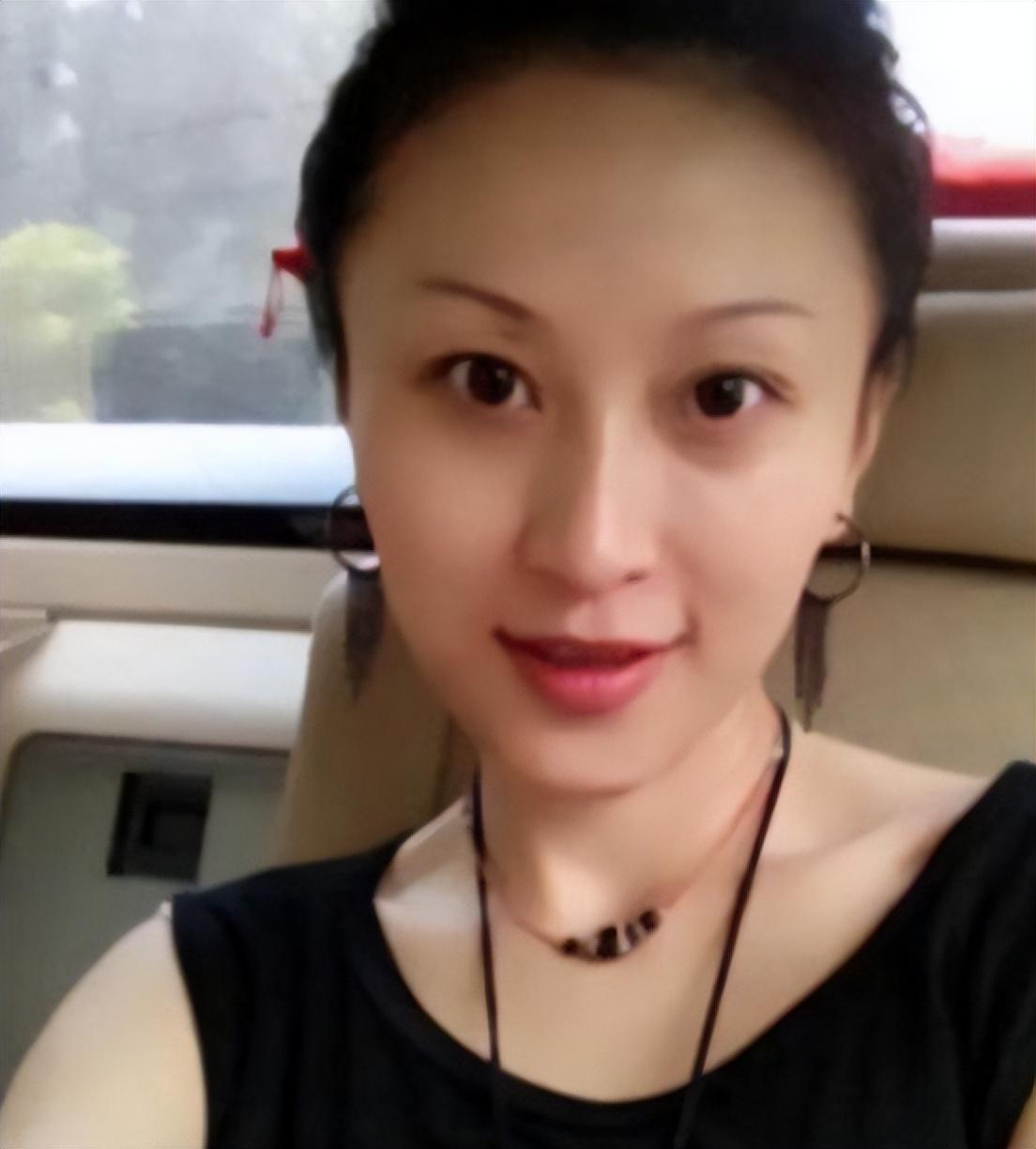 回顾杨子母亲刘丽芹前儿媳太强势自己心中完美儿媳是黄圣依