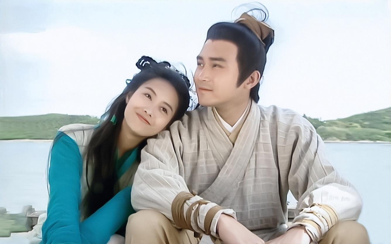 回顾7个版本的黄蓉:翁美玲经典朱茵美颜,得金庸首肯的却是周迅
