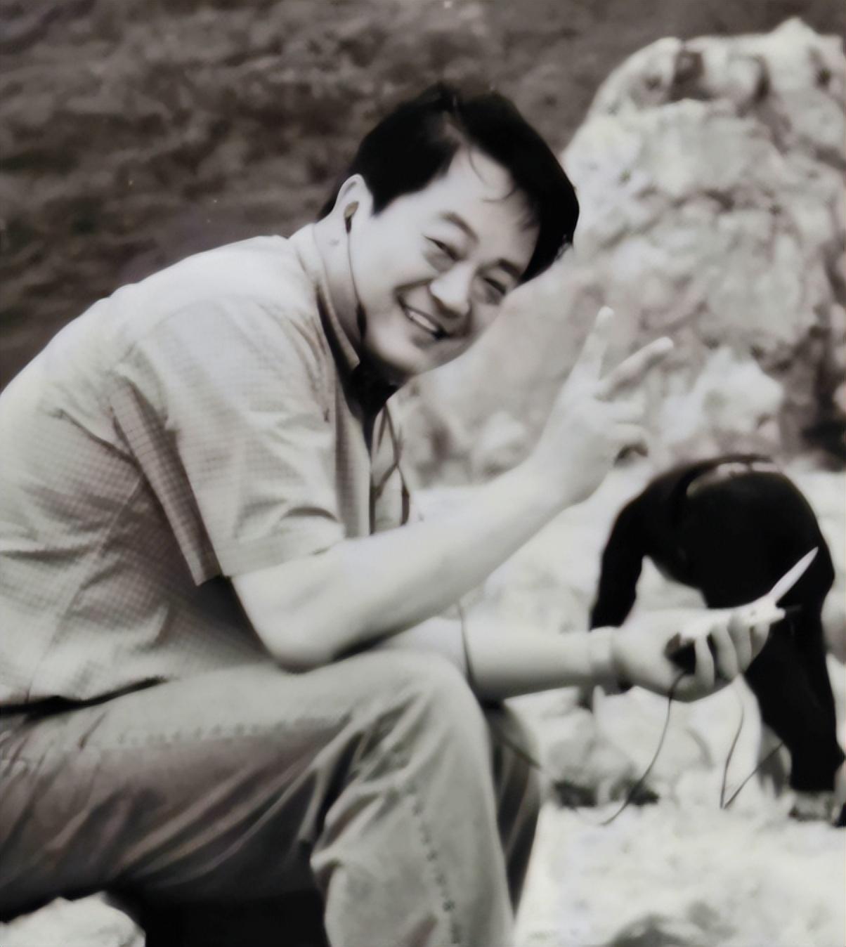 回顾张凯丽年少成名与丈夫相濡以沫却不让女儿叫她妈妈