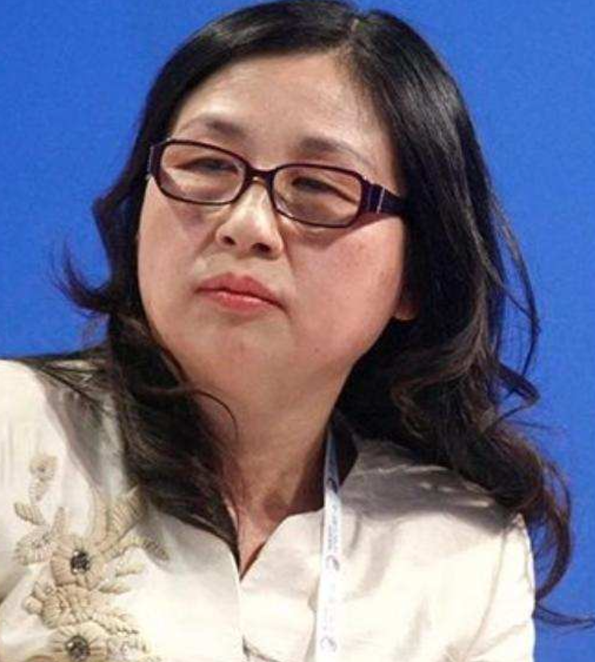 孙亚芳连夜带队华为人救援震区,任正非:任何人不得接受访谈!