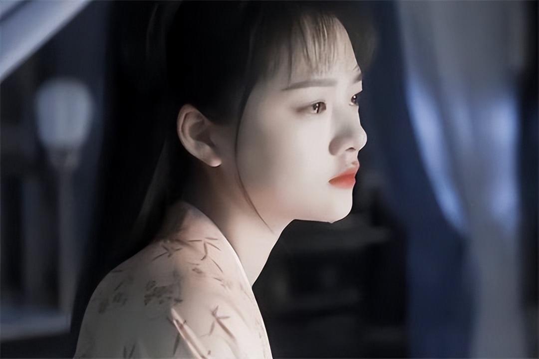 回顾:一脸丫鬟相别硬演公主,这些女星告诉你什么叫"金枝玉叶"