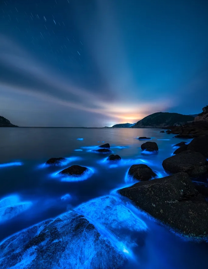 遇见茂名浪漫巴布几内湾追寻蓝眼泪邂逅茂名小垦丁
