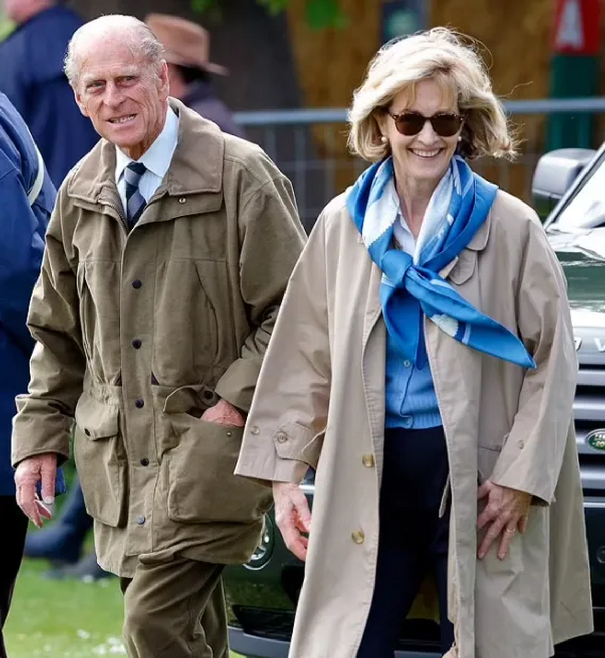 抛开道德不谈,菲利普亲王和情人彭妮还是蛮般配的呢!