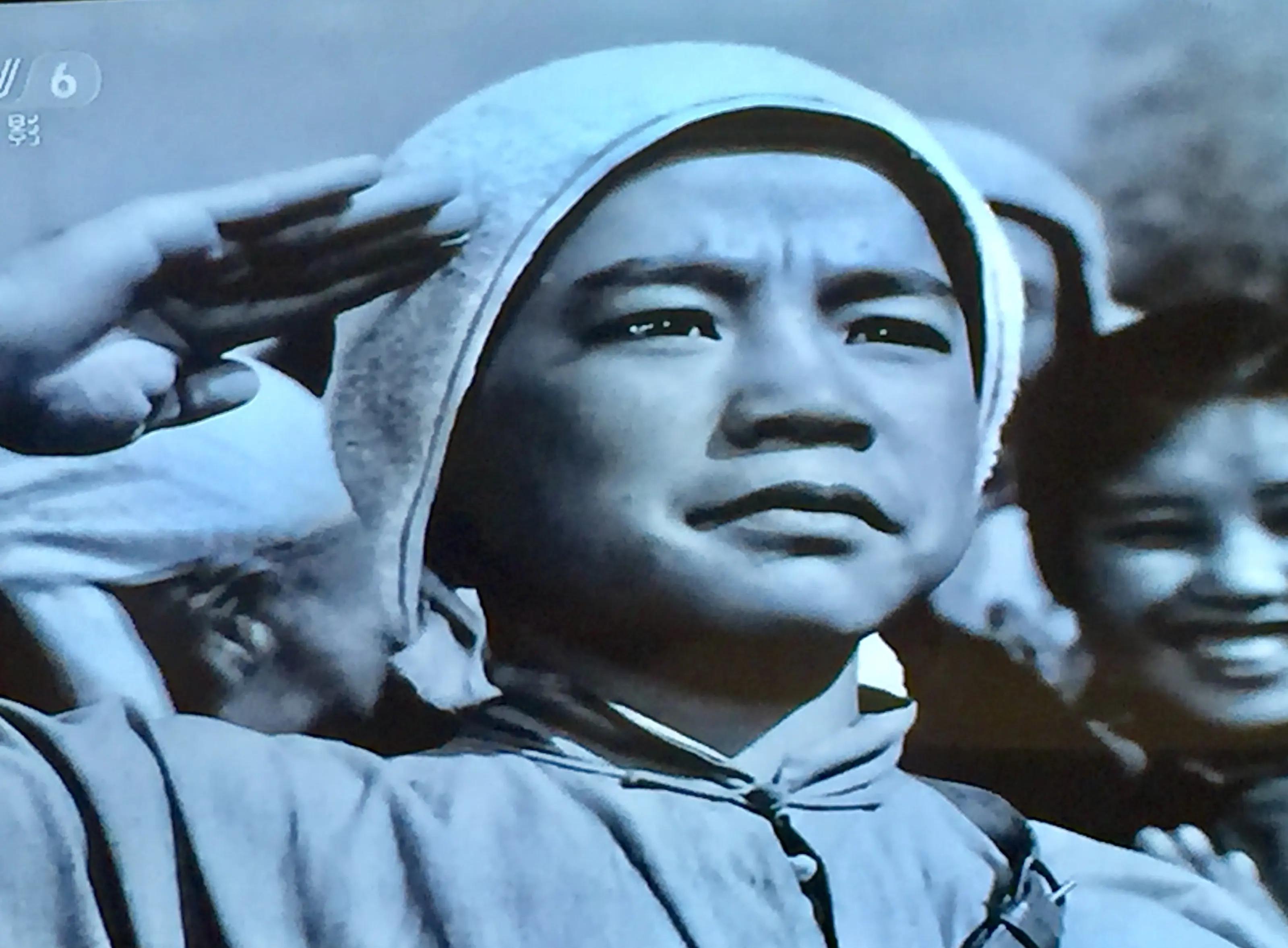 1969年,19岁的安吉斯,也就是小兵张嘎的扮演者,去北影揪斗演艺人员