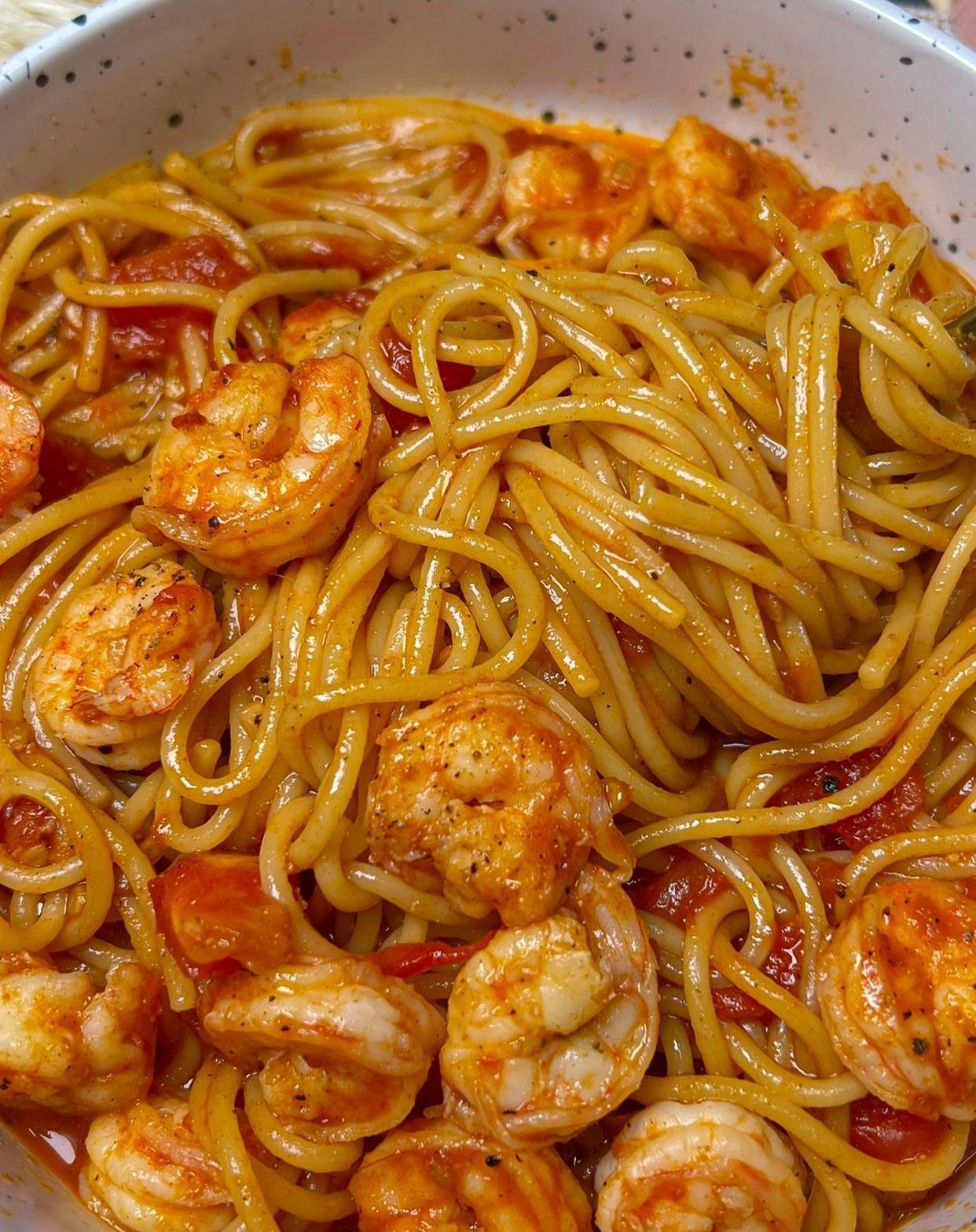 番茄虾仁意面!我大概就是意面脑袋吧!