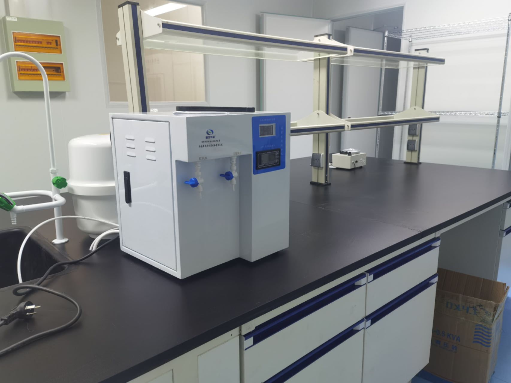 组培仪器设备对现代生物学研究和植物组织培养至关重要,包括基础培养