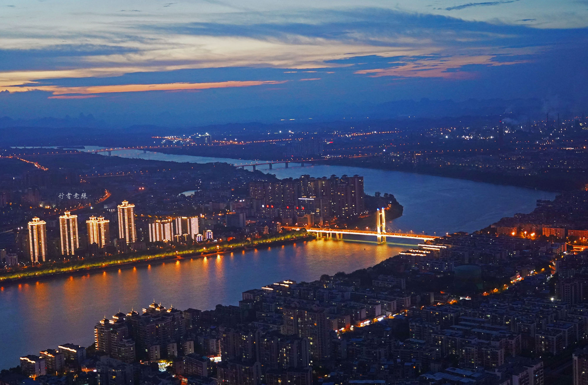 柳州是广西第二大工业城市,名称由来有四方面:一是源于其地理位置和