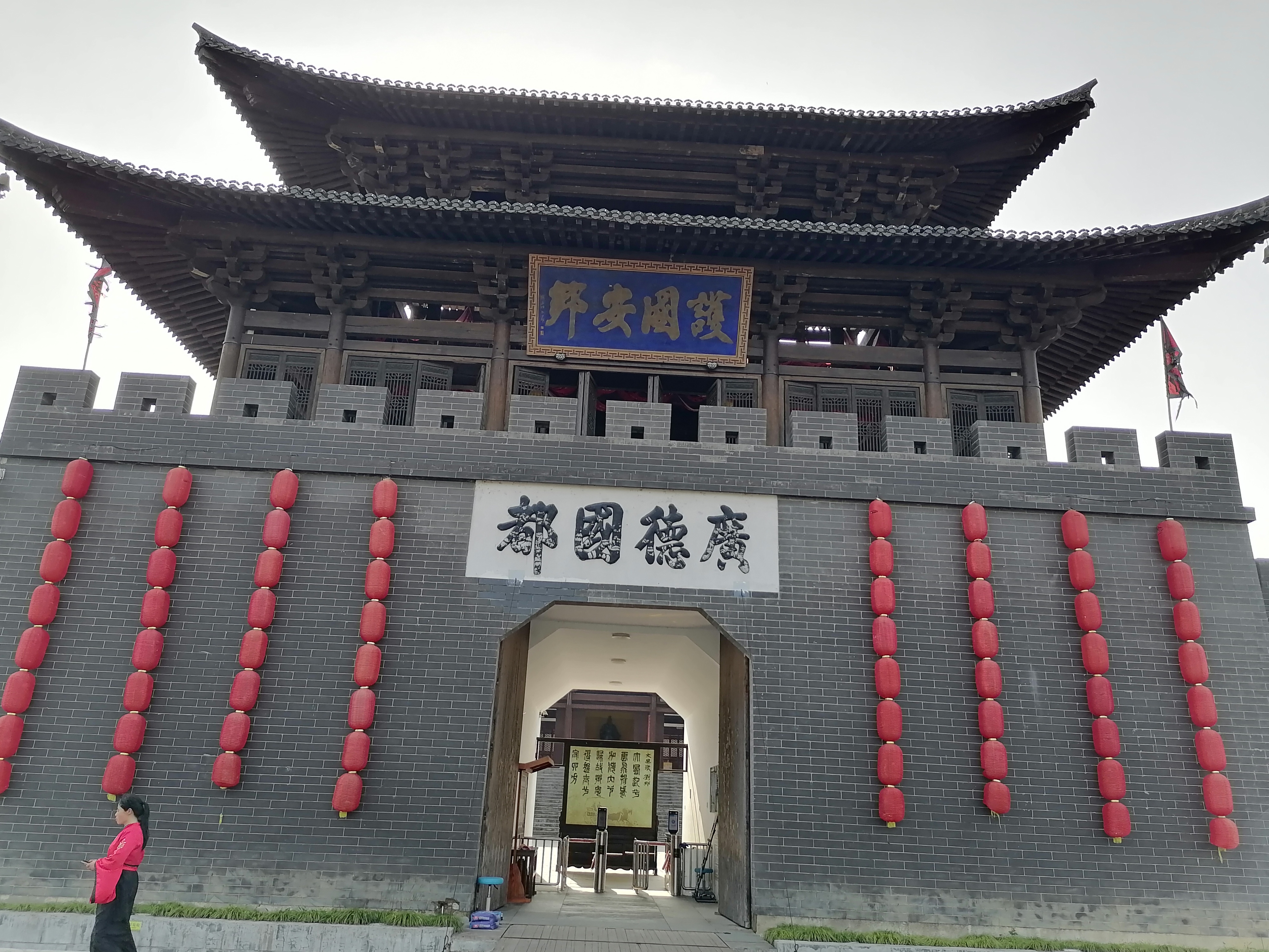 指数大跌,不需要恐慌,年前的事情又会上演,如果你是