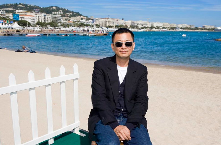 纪实梁朝伟六夺"金像奖影帝"!大导演王晶:绝不是梁朝伟"最佳演出"