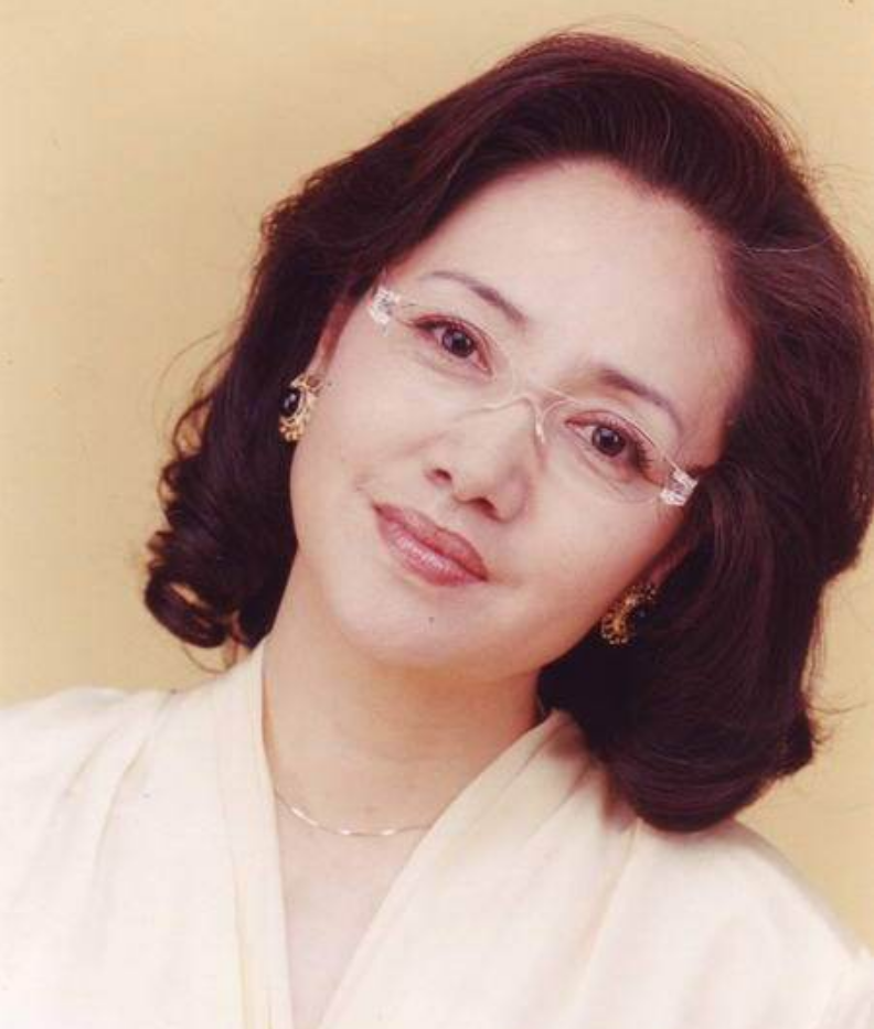 回顾拒绝弟弟李幼斌提携她的人生也不简单69岁仍活跃在荧幕上