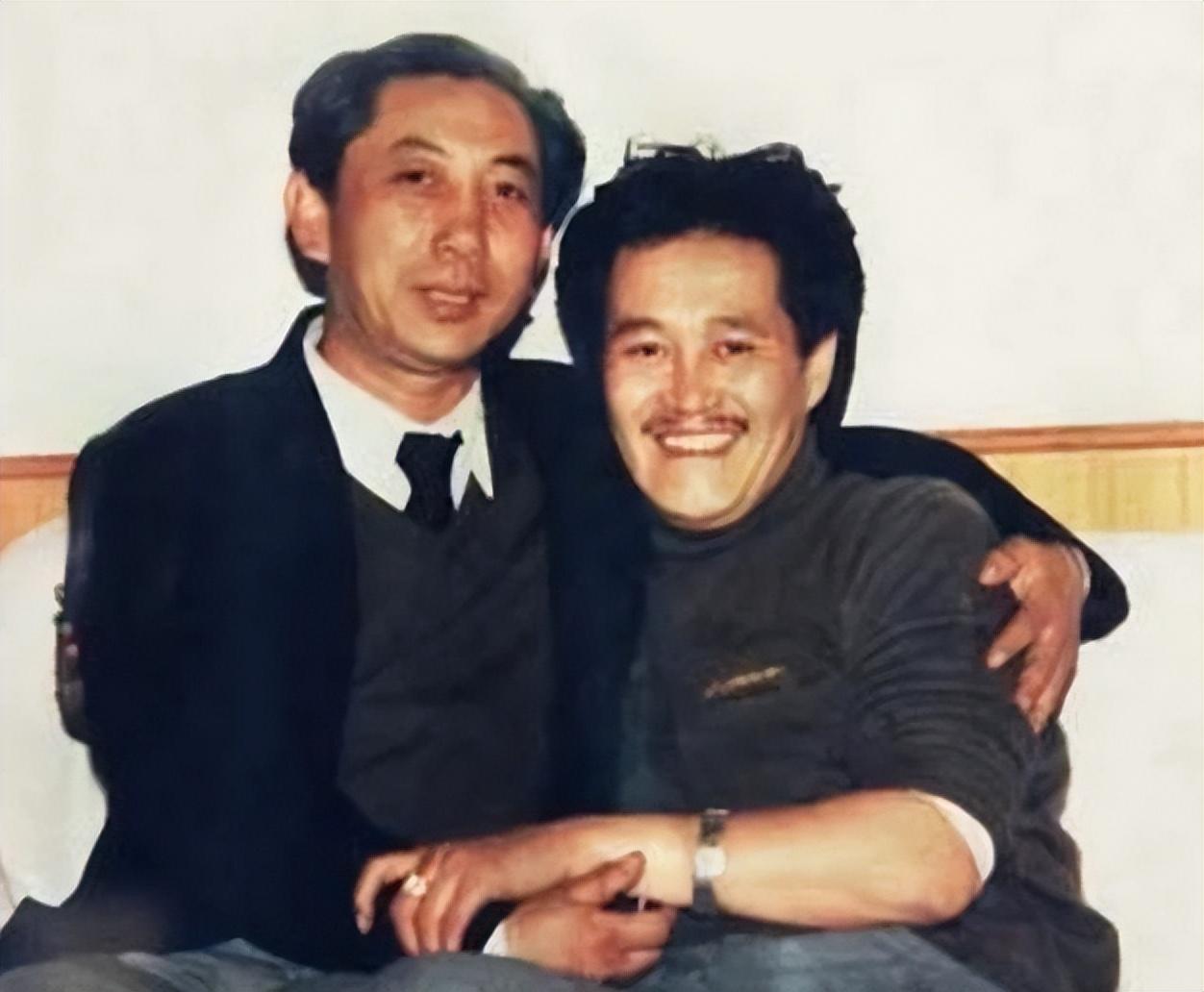 赵本山的两妻四子长子赵铁蛋早已离世百亿家产谁来继承