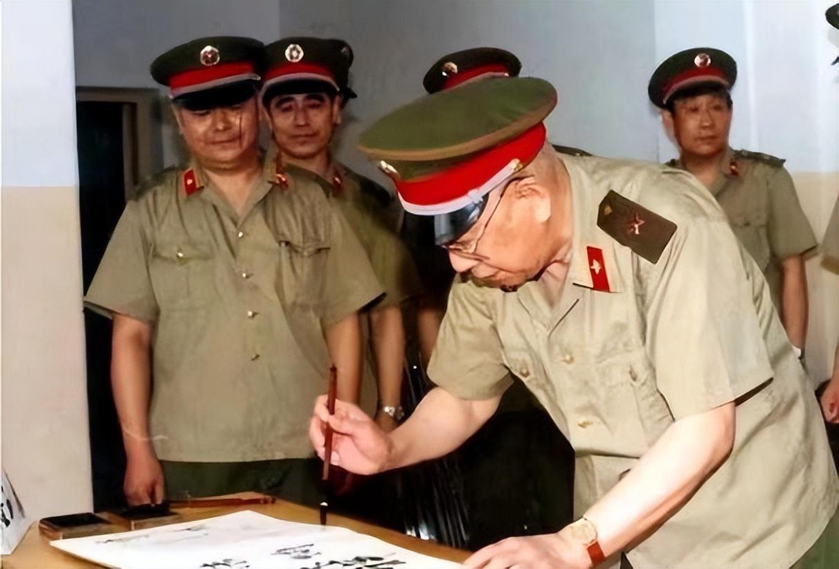 72年175名将军复出遭各大军区婉拒周总理亲自做工作结果如何