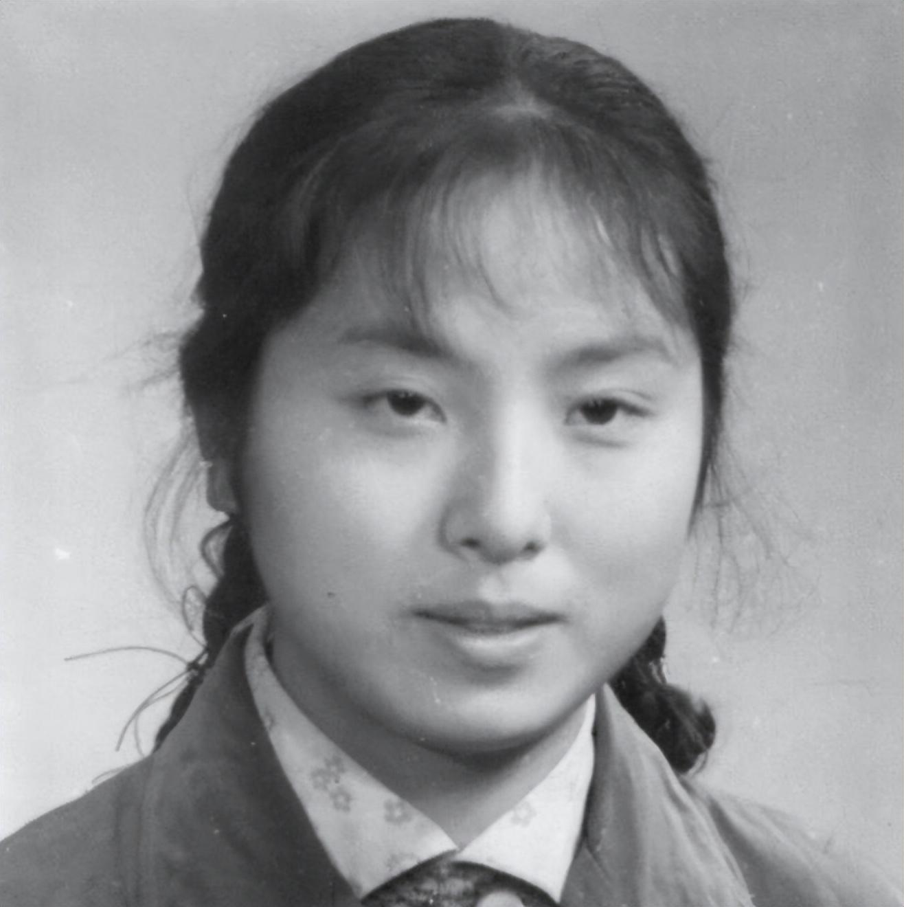 1989年男子捡流浪女与其结婚21年警察找上门她早就死了