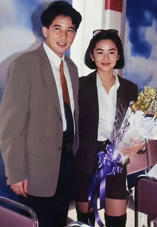 在林青霞的履历中,有秦汉,秦祥林,王羽三个前男友,对她影响最深的是