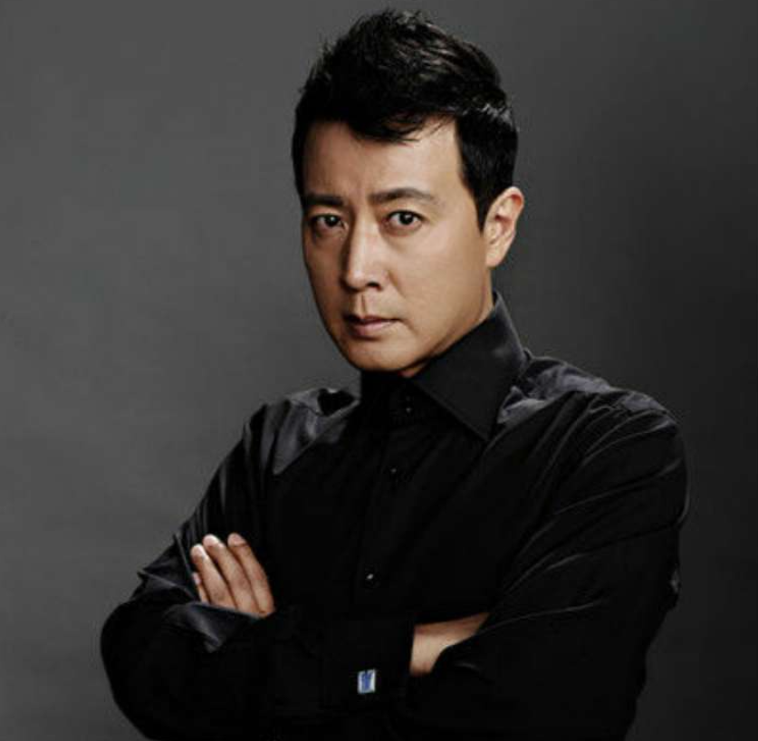 回顾从相恋到相守16年他不仅是优秀的演员还是百分百的好爸爸