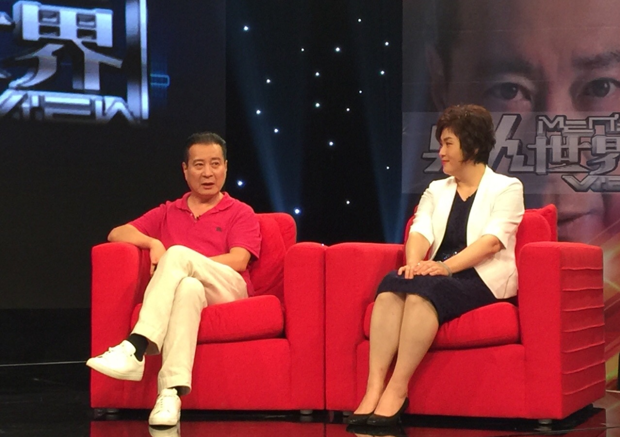 许文广与妻子杨红03常有人把许文广与妻子杨红称为"叔侄恋",为什么