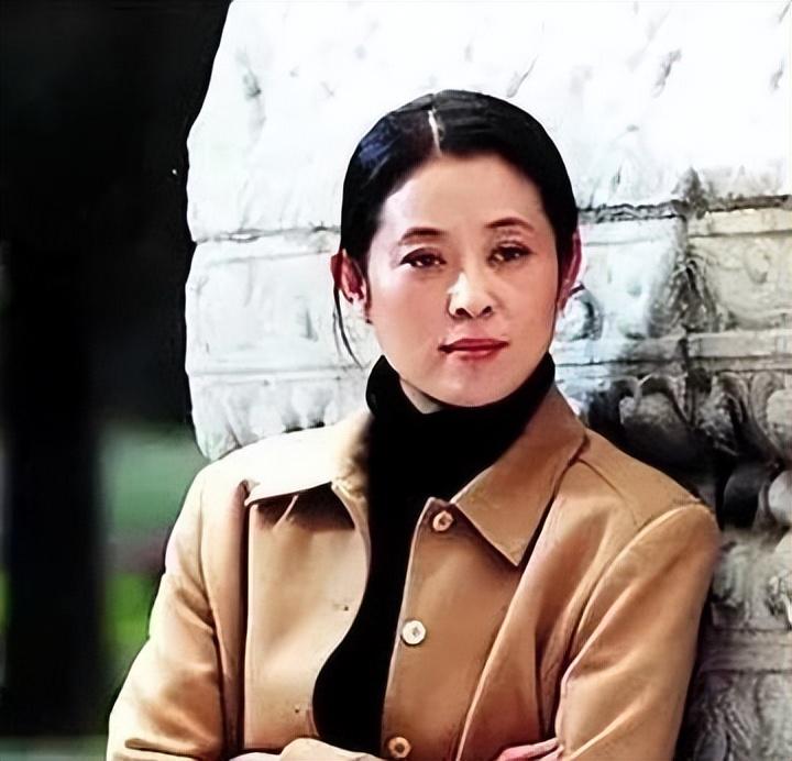 回顾王文澜与倪萍离婚弃生病儿子被骂18年今70岁一人生活